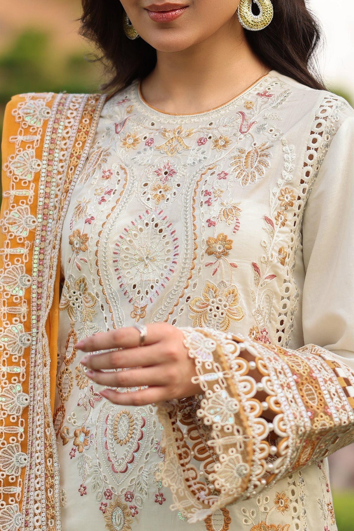 Imrozia Premium | Hayam Luxury Lawn 25 | SL 91 LULU-Brand:Imrozia Premium-Type:Ladies Clothes-Ivory-Lawn-House of Maryam- Buy in UK, USA