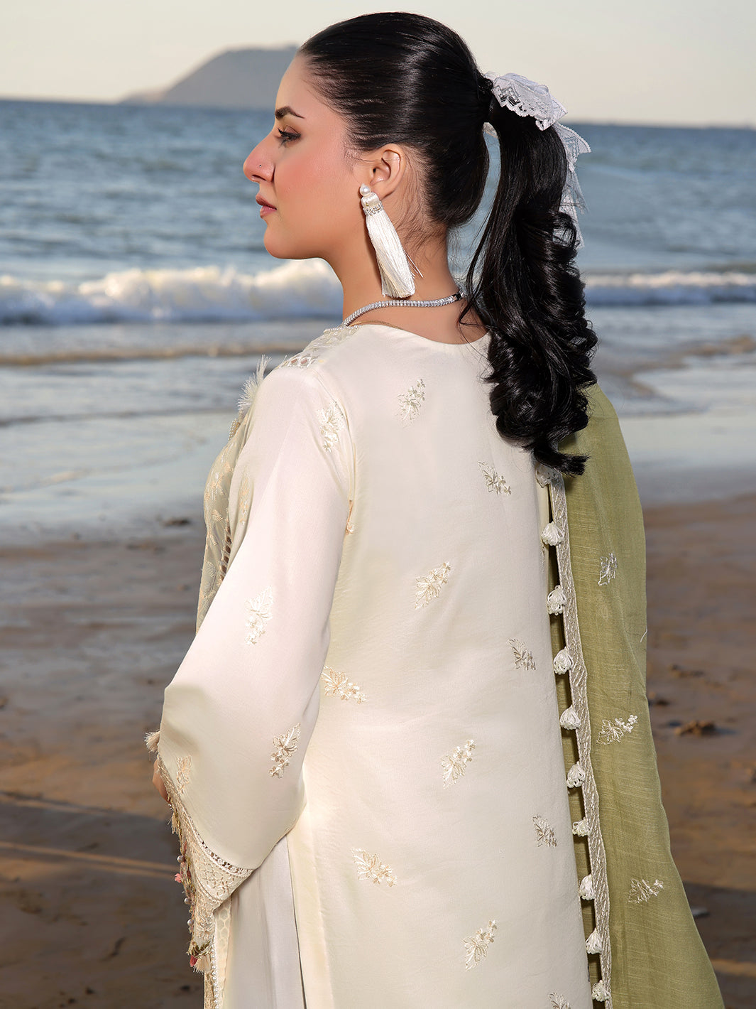 Izel | Saahil Signature Lawn 24 | FLOSSIE -  Izel Luxury - Original Designer Dress - House of Maryam
