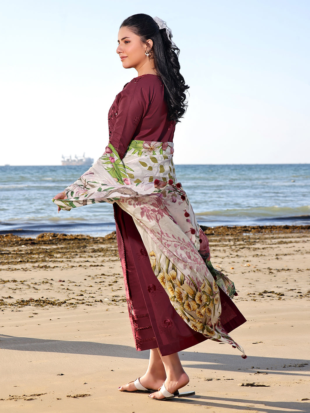 Izel | Saahil Signature Lawn 24 | LALEEN -  Izel Luxury - Original Designer Dress - House of Maryam