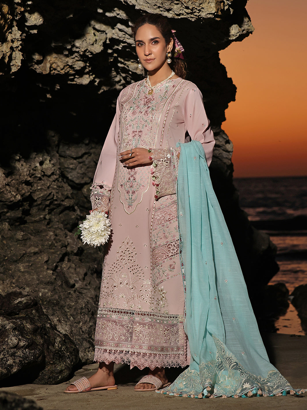 Izel | Saahil Signature Lawn 24 | SOFFIO -  Izel Luxury - Original Designer Dress - House of Maryam