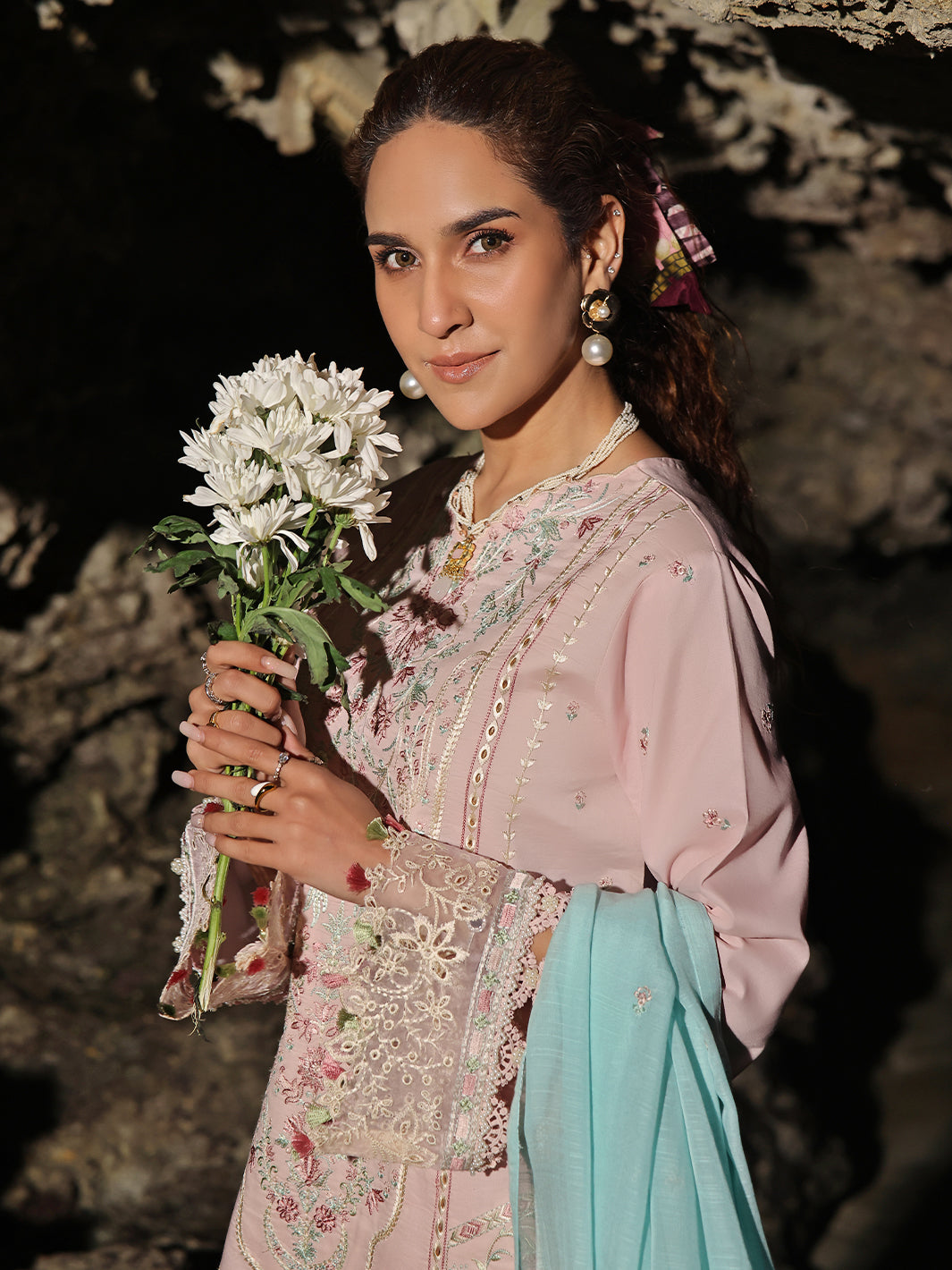 Izel | Saahil Signature Lawn 24 | SOFFIO -  Izel Luxury - Original Designer Dress - House of Maryam