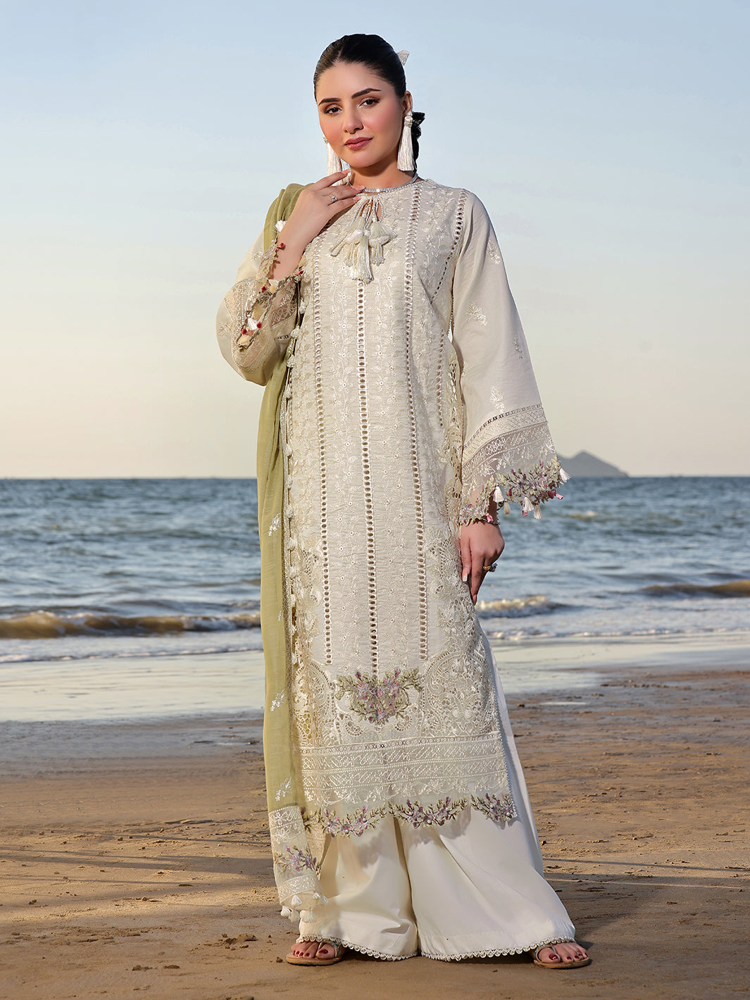 Izel | Saahil Signature Lawn 24 | FLOSSIE -  Izel Luxury - Original Designer Dress - House of Maryam