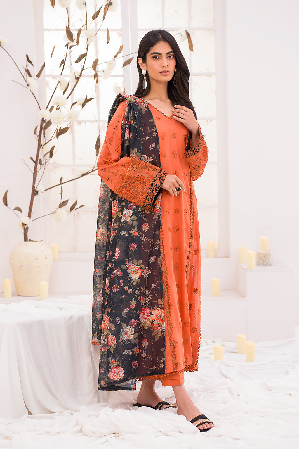 Iznik | Lawnkari 24 | UE-162 LEAFLET -  Iznik Formal - Original Designer Dress - House of Maryam