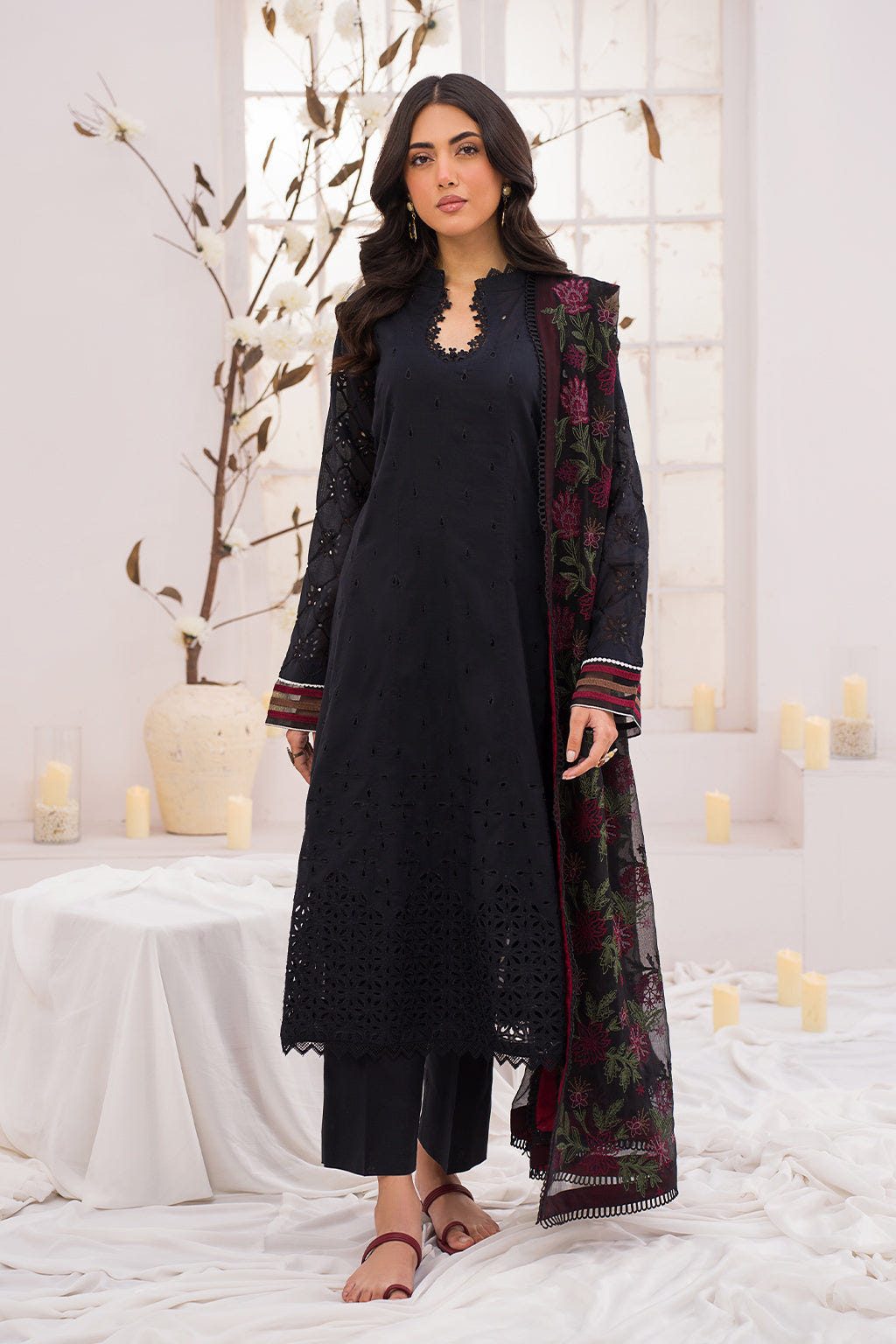 Iznik | Lawnkari 24 | UE-200 GARRULOUS -  Iznik Formal - Original Designer Dress - House of Maryam