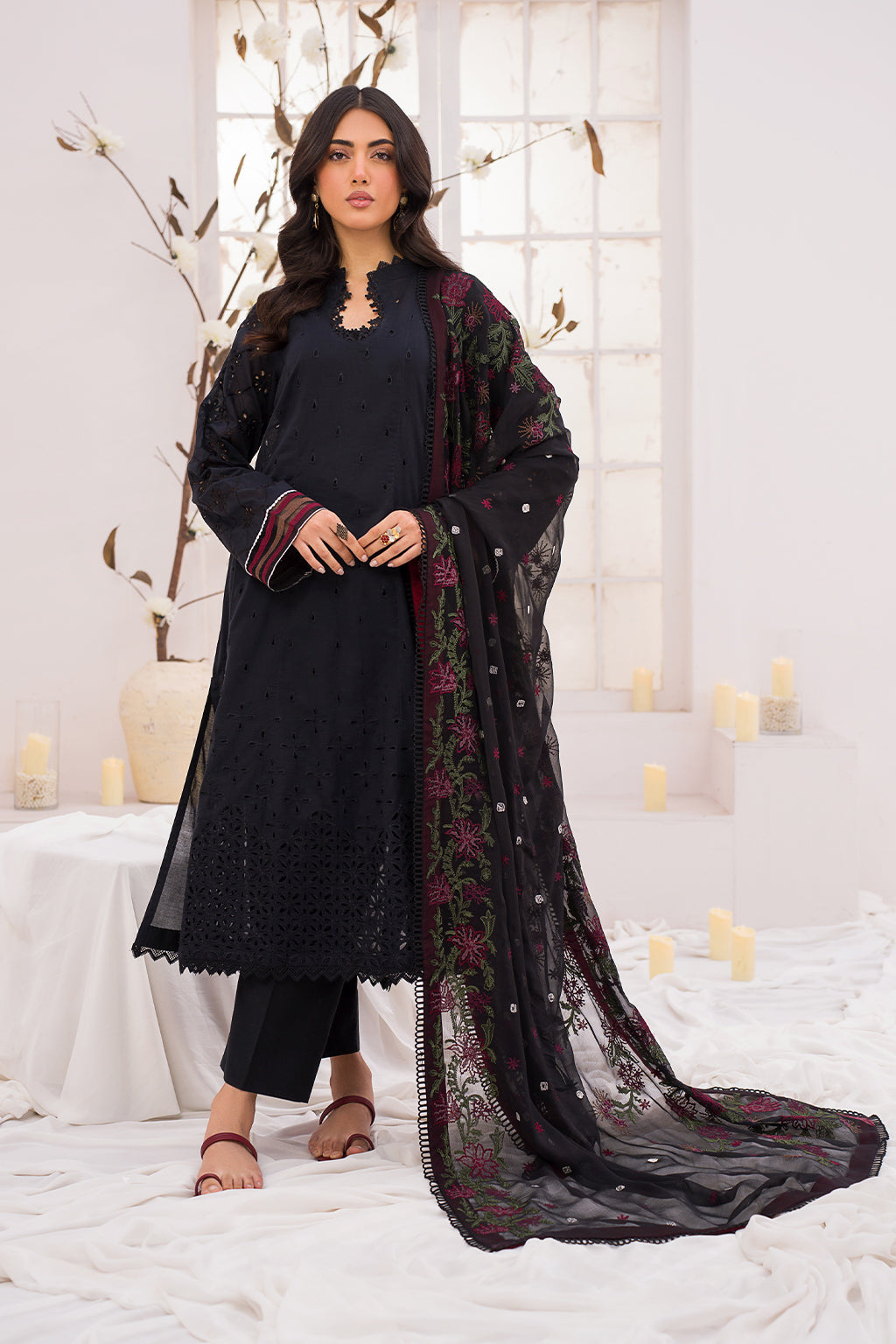 Iznik | Lawnkari 24 | UE-200 GARRULOUS -  Iznik Formal - Original Designer Dress - House of Maryam
