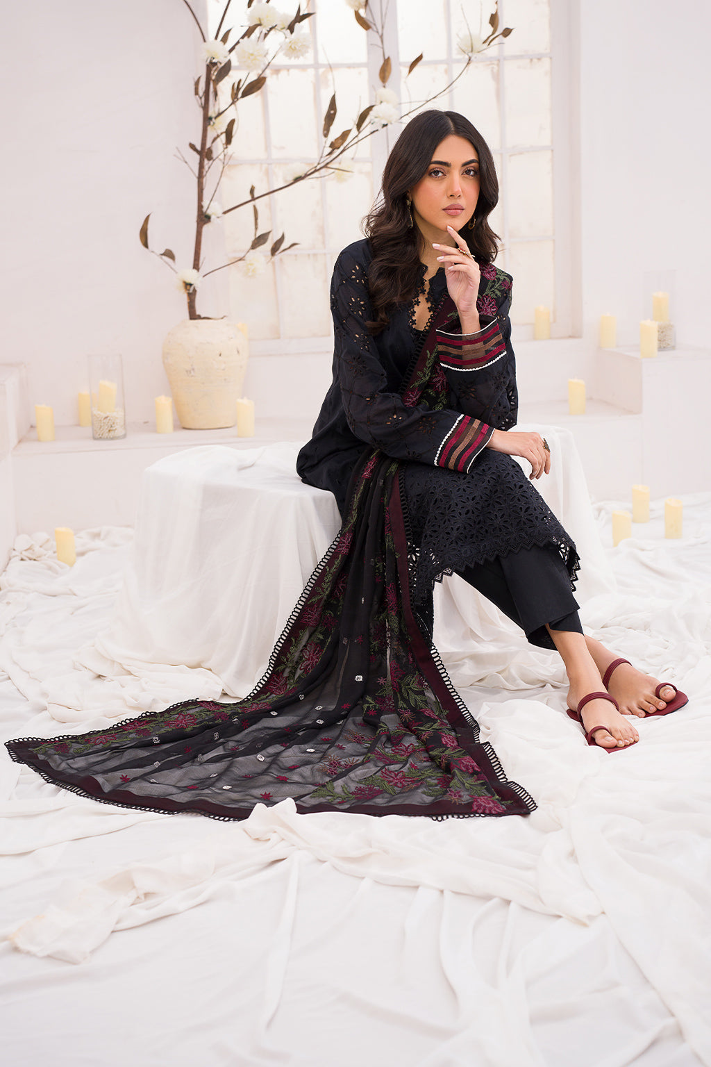 Iznik | Lawnkari 24 | UE-200 GARRULOUS -  Iznik Formal - Original Designer Dress - House of Maryam