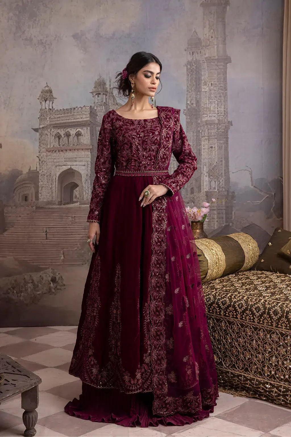 Iznik | Festive Velvet 23 | IV-33 MAHSA