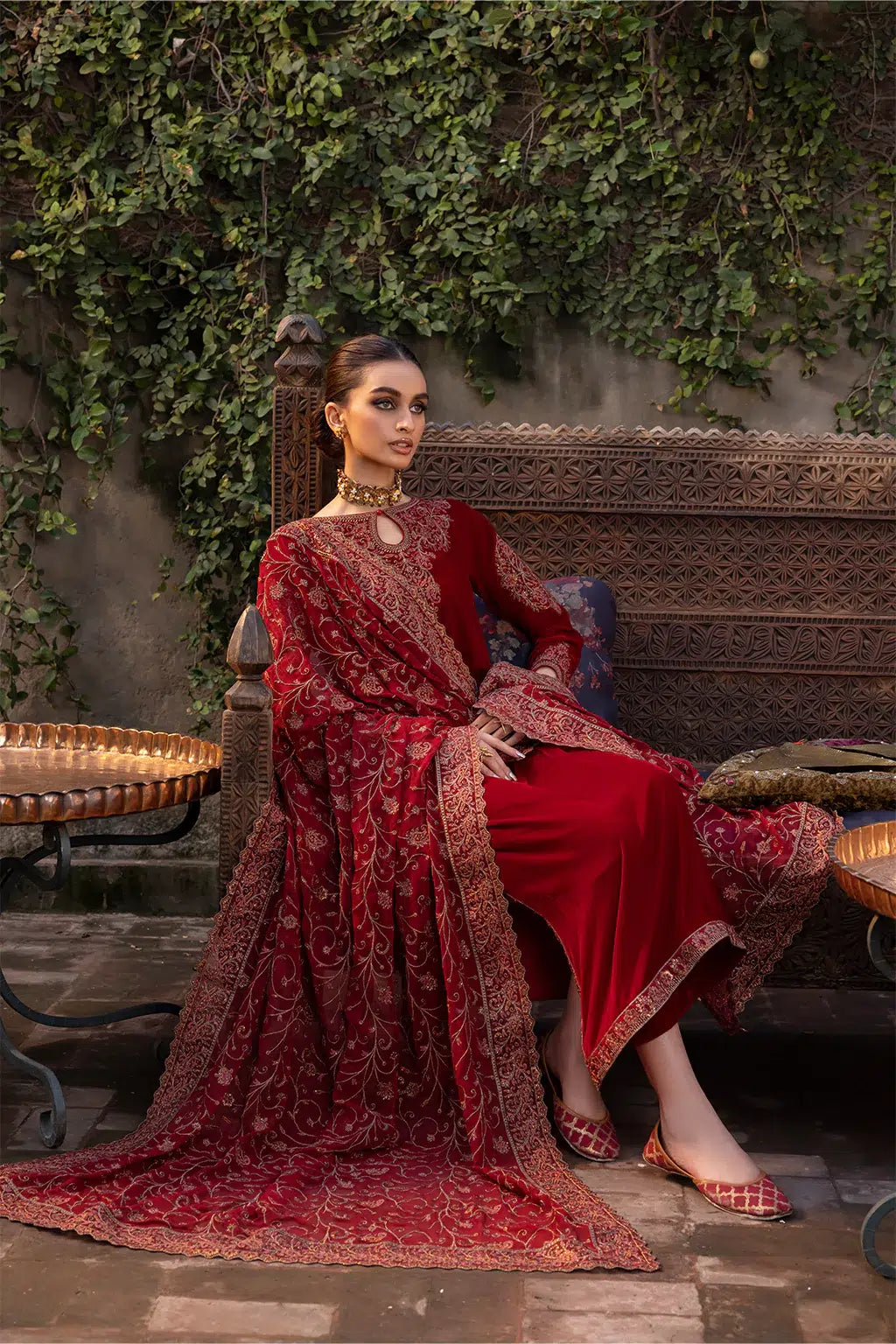 Iznik | Festive Velvet 23 | IV-37 MANIJEH -  Iznik Formal - Original Designer Dress - House of Maryam