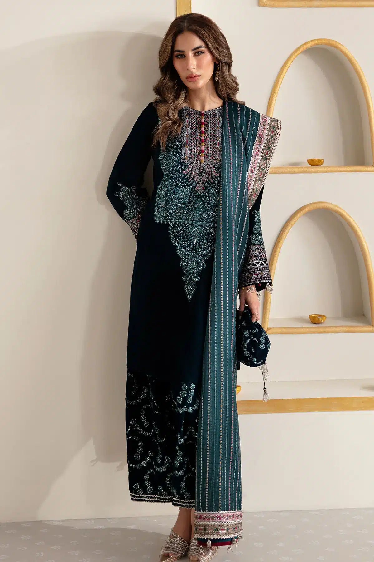 Jazmin | Velvet 23 | VF-2006 by Designer Jazmin - House of Maryam - Pakistani Designer Ethnic Wear in {{ shop.shopifyCountryName }}