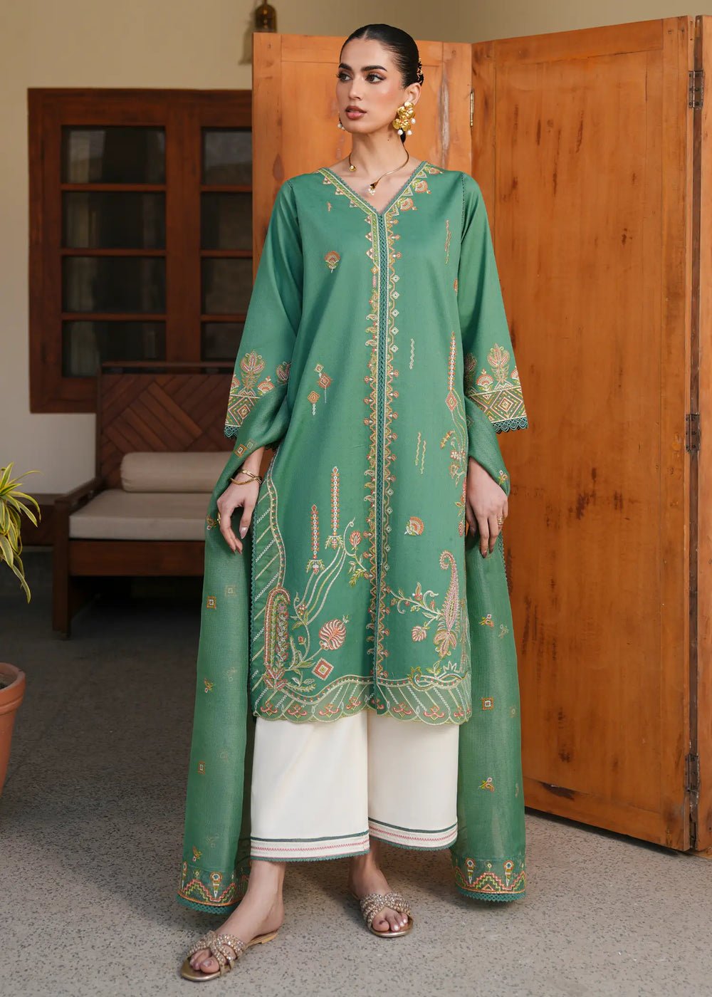 Jeem | Lawn 26 | WILD IVY-Brand:Jeem-Type:Ladies Clothes-Bold Green-Organza-House of Maryam- Buy in UK, USA