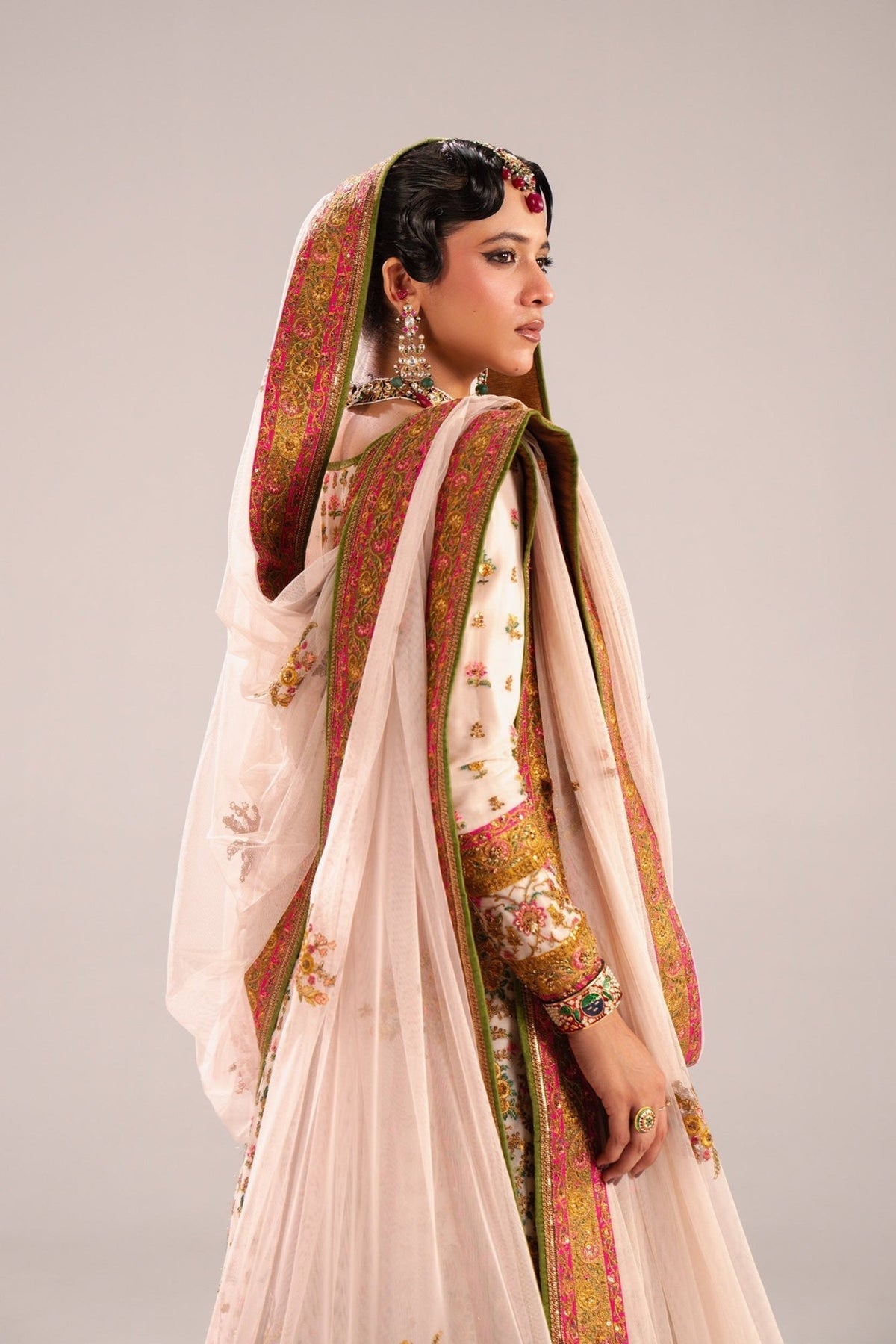 Fahad Hussayn | Mutanjan Bridals | Kashida-5