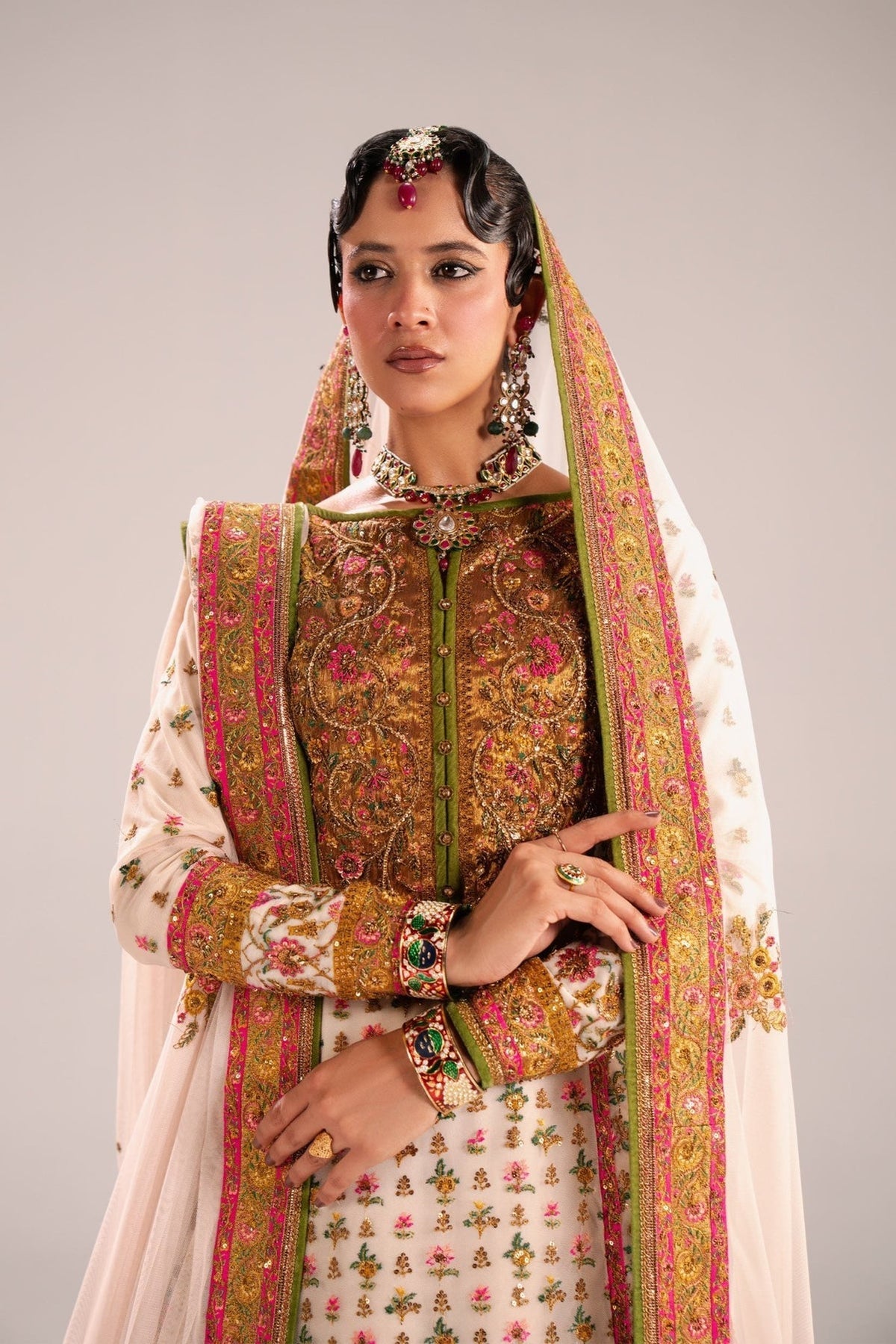 Fahad Hussayn | Mutanjan Bridals | Kashida-3