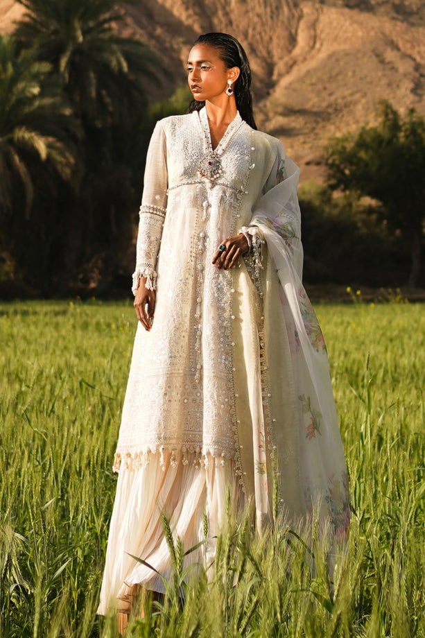 Sana Safinaz | Luxury Lawn Collection | 005A by Designer Sana Safinaz - House of Maryam - Pakistani Designer Ethnic Wear in {{ shop.shopifyCountryName }}