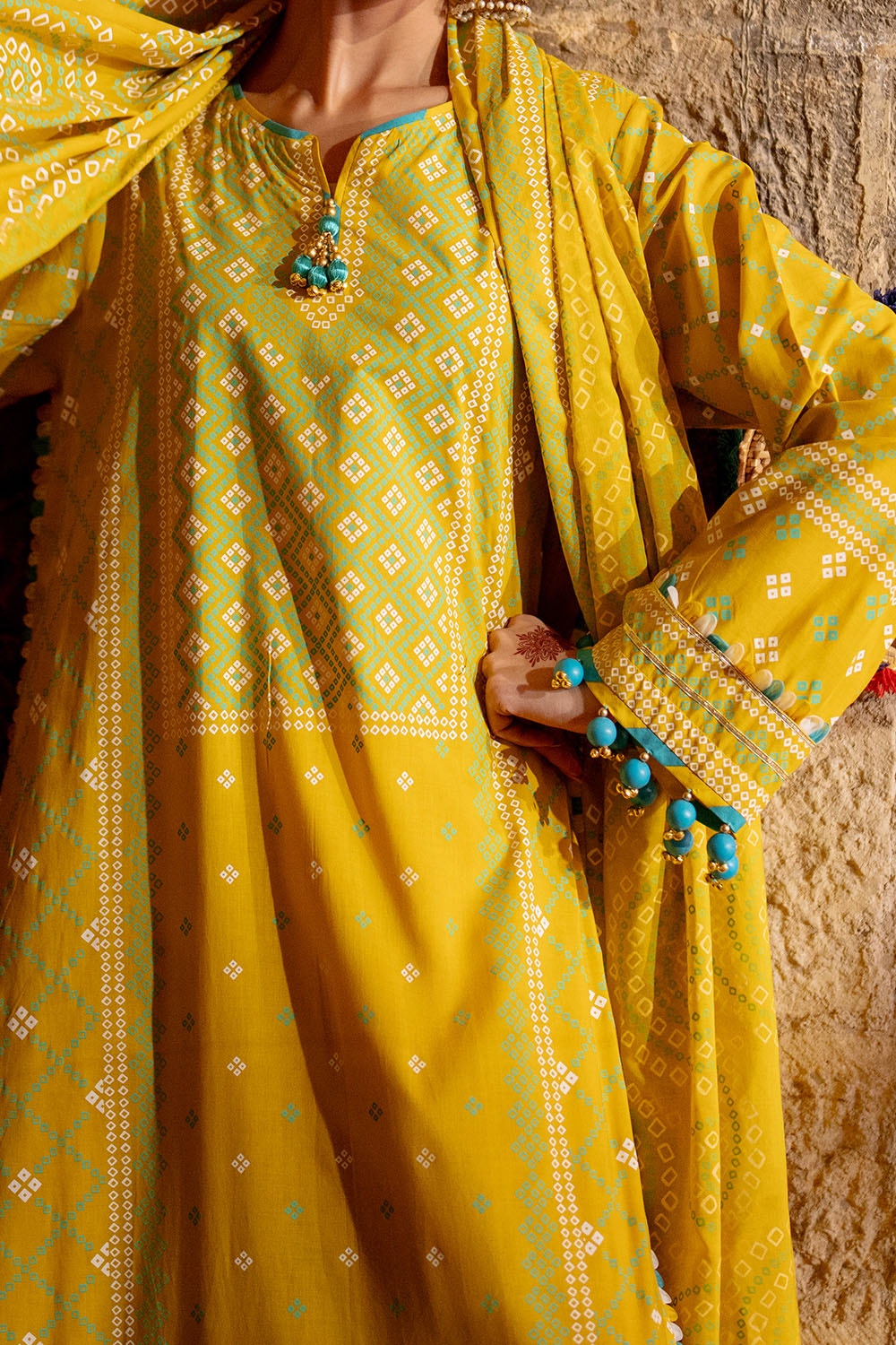 Gul Ahmed | Chunri Lawn 25 | CL-52138 A -  Gul Ahmed Ladies Clothes - Original Designer Dress - House of Maryam