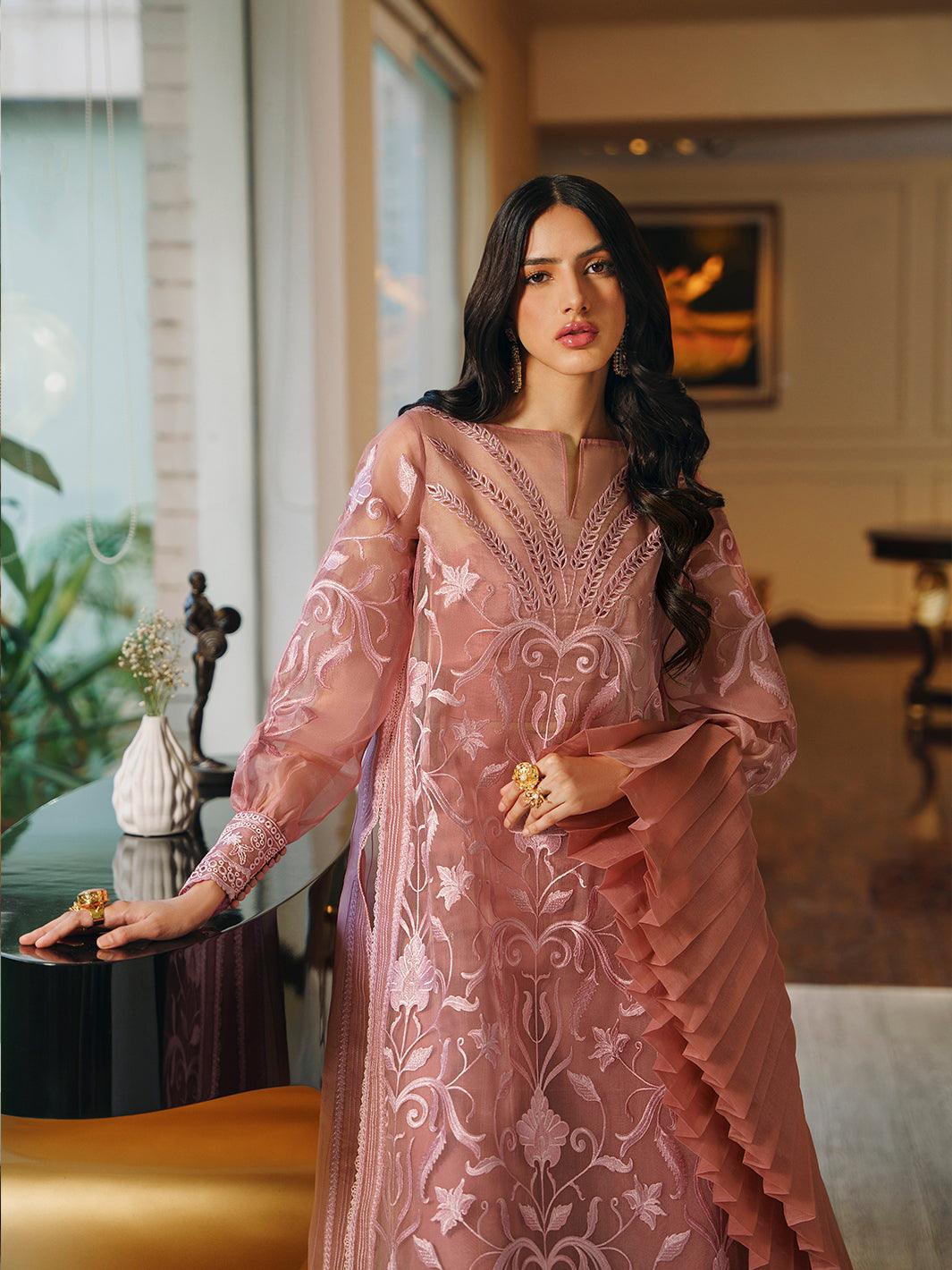 Amroz Atelier | Reveur Formals | Le RosÃ¨ by Designer Amroz Atelier - House of Maryam - Pakistani Designer Ethnic Wear in {{ shop.shopifyCountryName }}