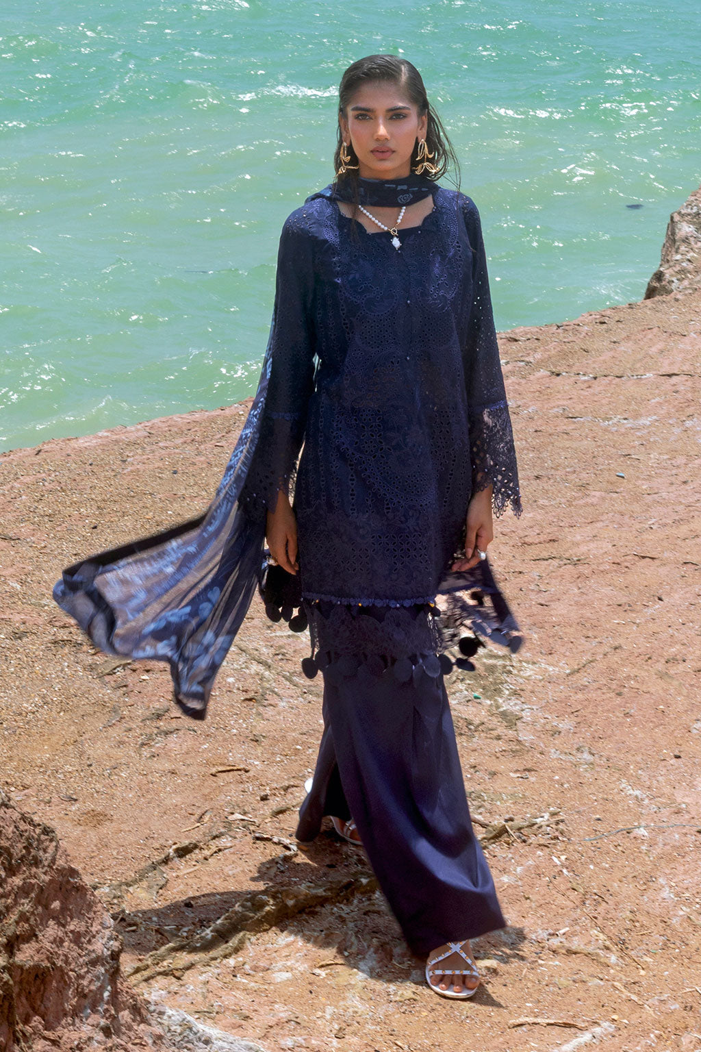 Afsanah | Lost in Waves | A-202-9