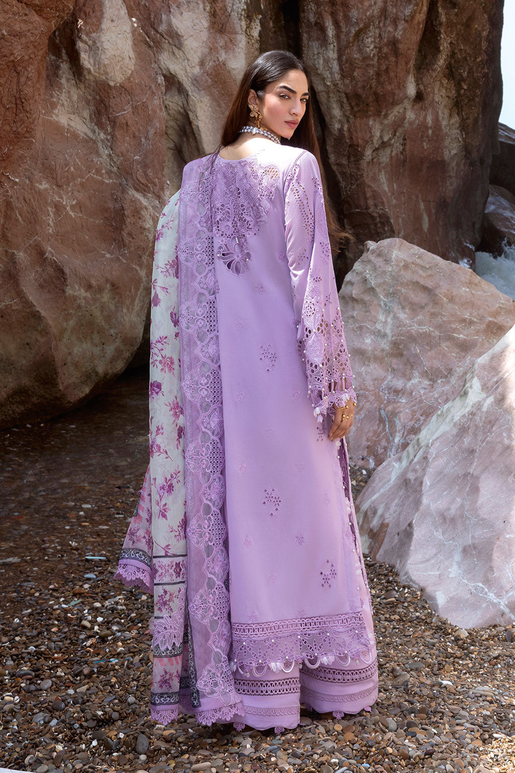 Afsanah | Lost in Waves | A-204, image 2