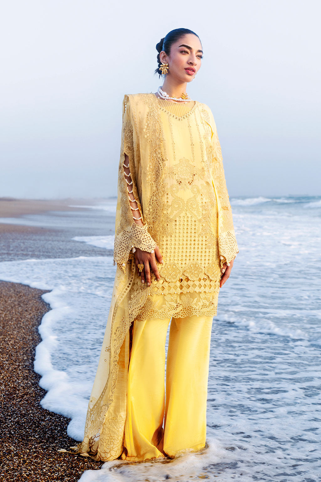 Afsanah | Lost in Waves | A-208, image 4