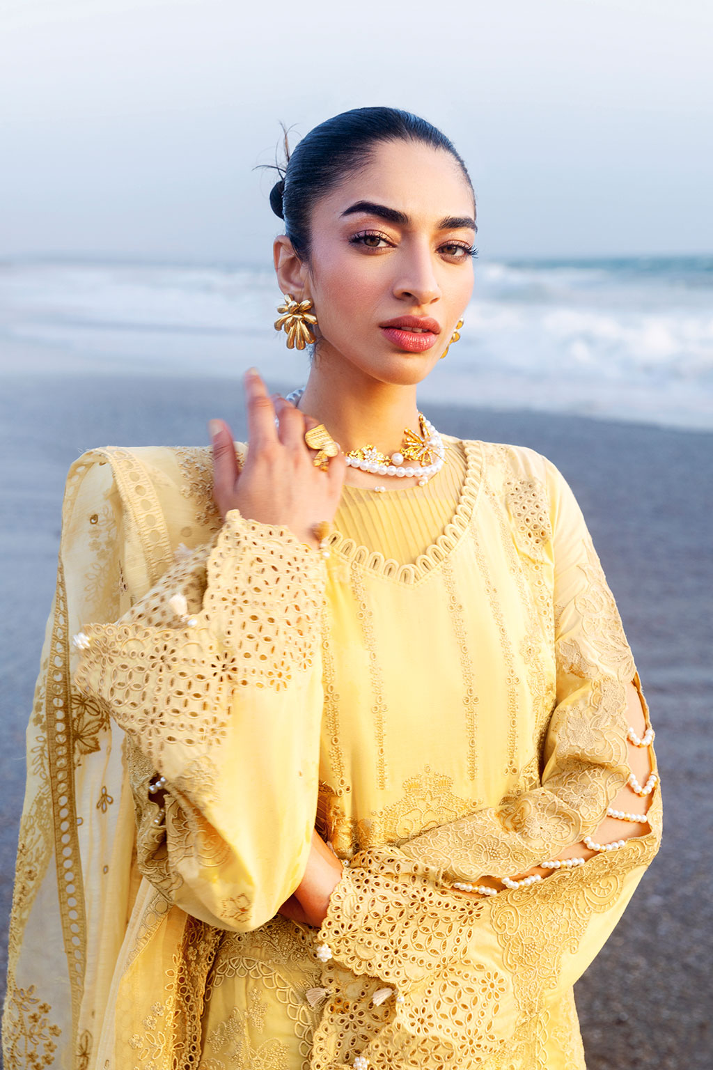 Afsanah | Lost in Waves | A-208, image 3