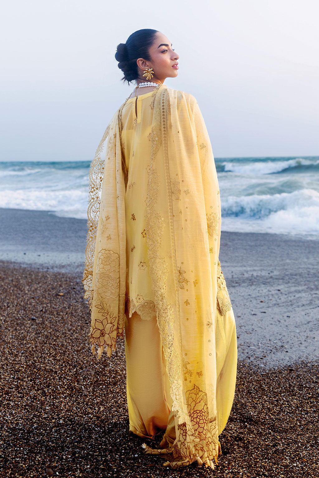 Afsanah | Lost in Waves | A-208, image 4