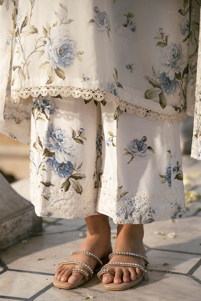 Cross Stitch | Luxury Pret | White Tulip-3PC (Shirt, Trouser & Dupatta)