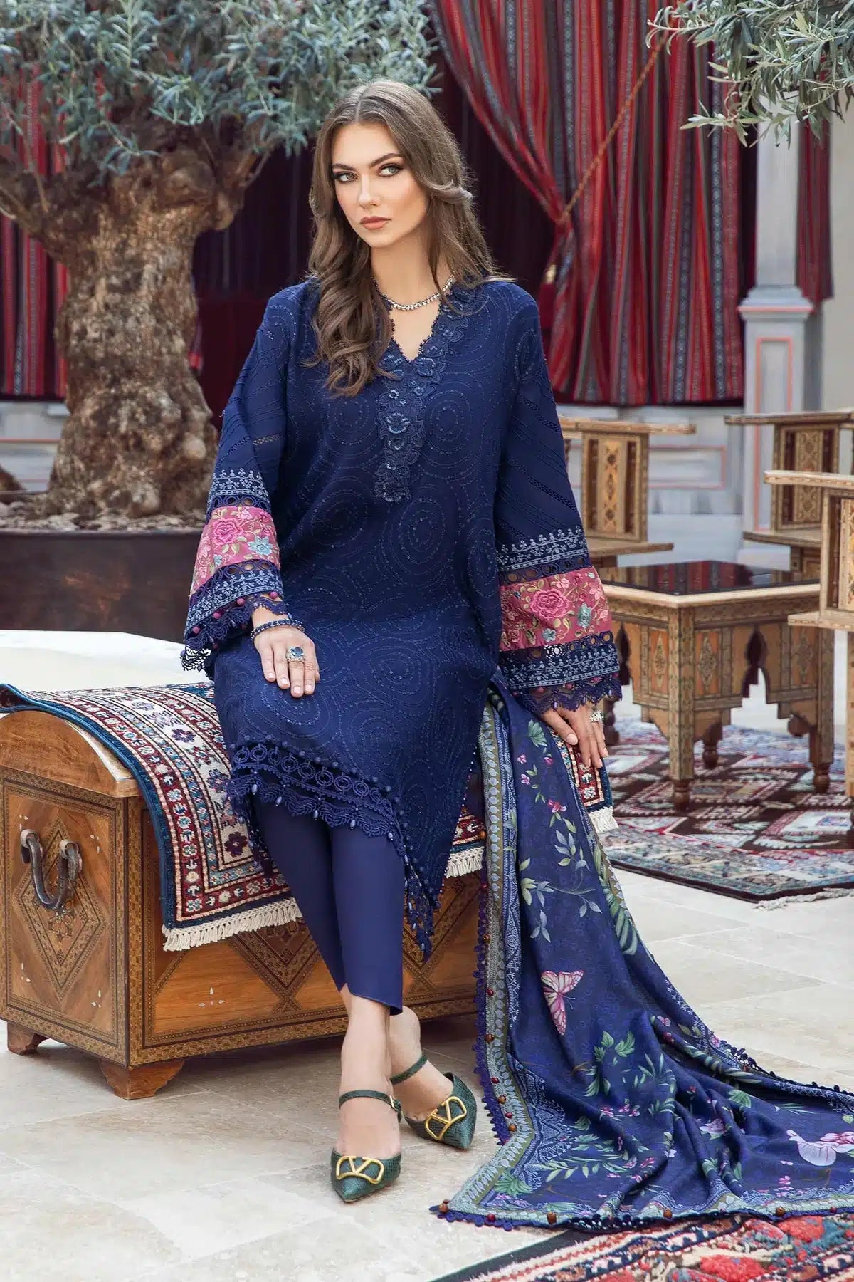 Maria B | M Prints Winter 23 | MPT-2001-B by Designer Maria B - House of Maryam - Pakistani Designer Ethnic Wear in {{ shop.shopifyCountryName }}