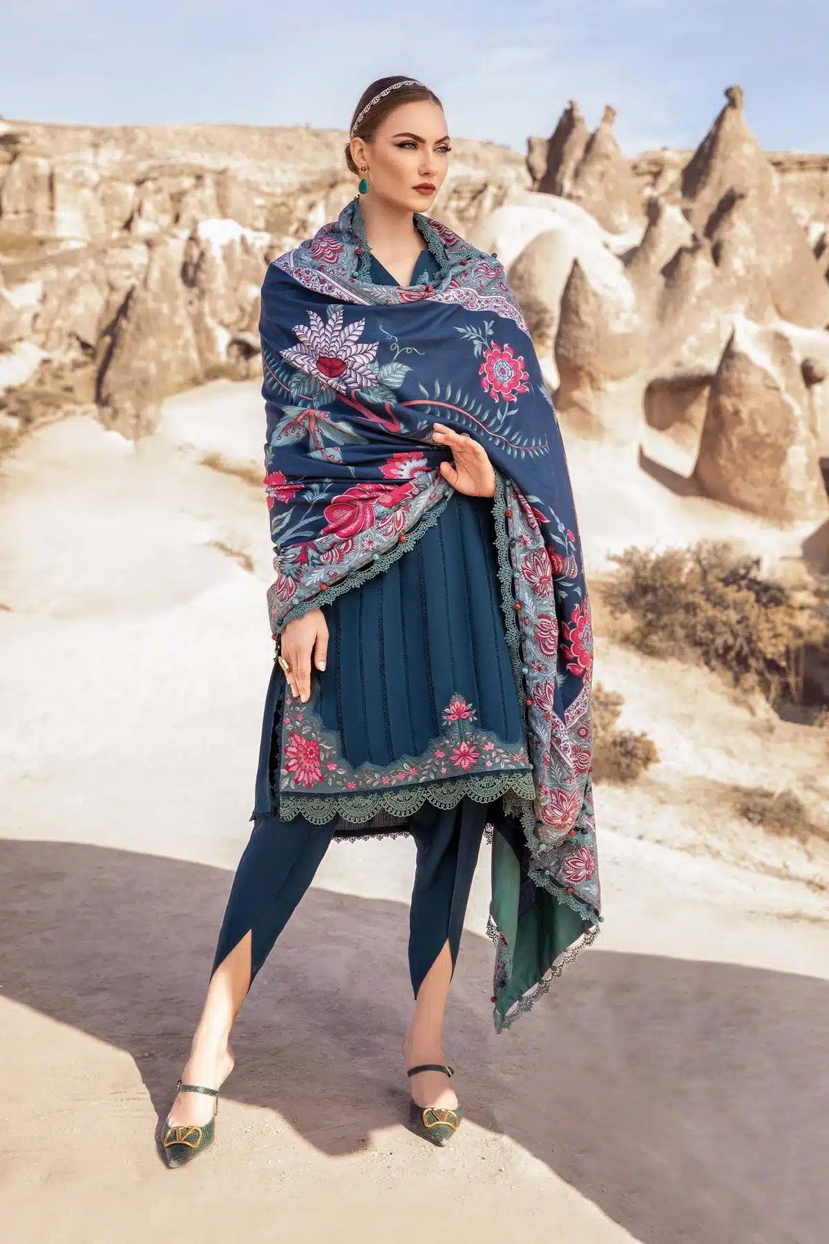 Maria B | M Prints Winter 23 | MPT-2005-B by Designer Maria B - House of Maryam - Pakistani Designer Ethnic Wear in {{ shop.shopifyCountryName }}