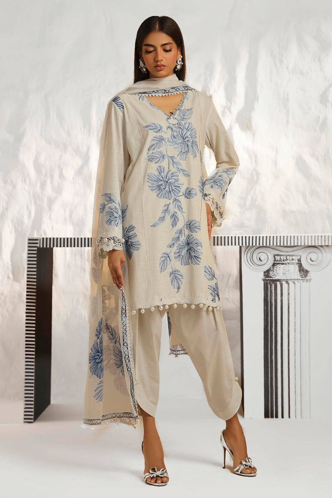 Sana Safinaz | Muzlin Summer 24 | 011A-CT by Designer Sana Safinaz - House of Maryam - Pakistani Designer Ethnic Wear in {{ shop.shopifyCountryName }}