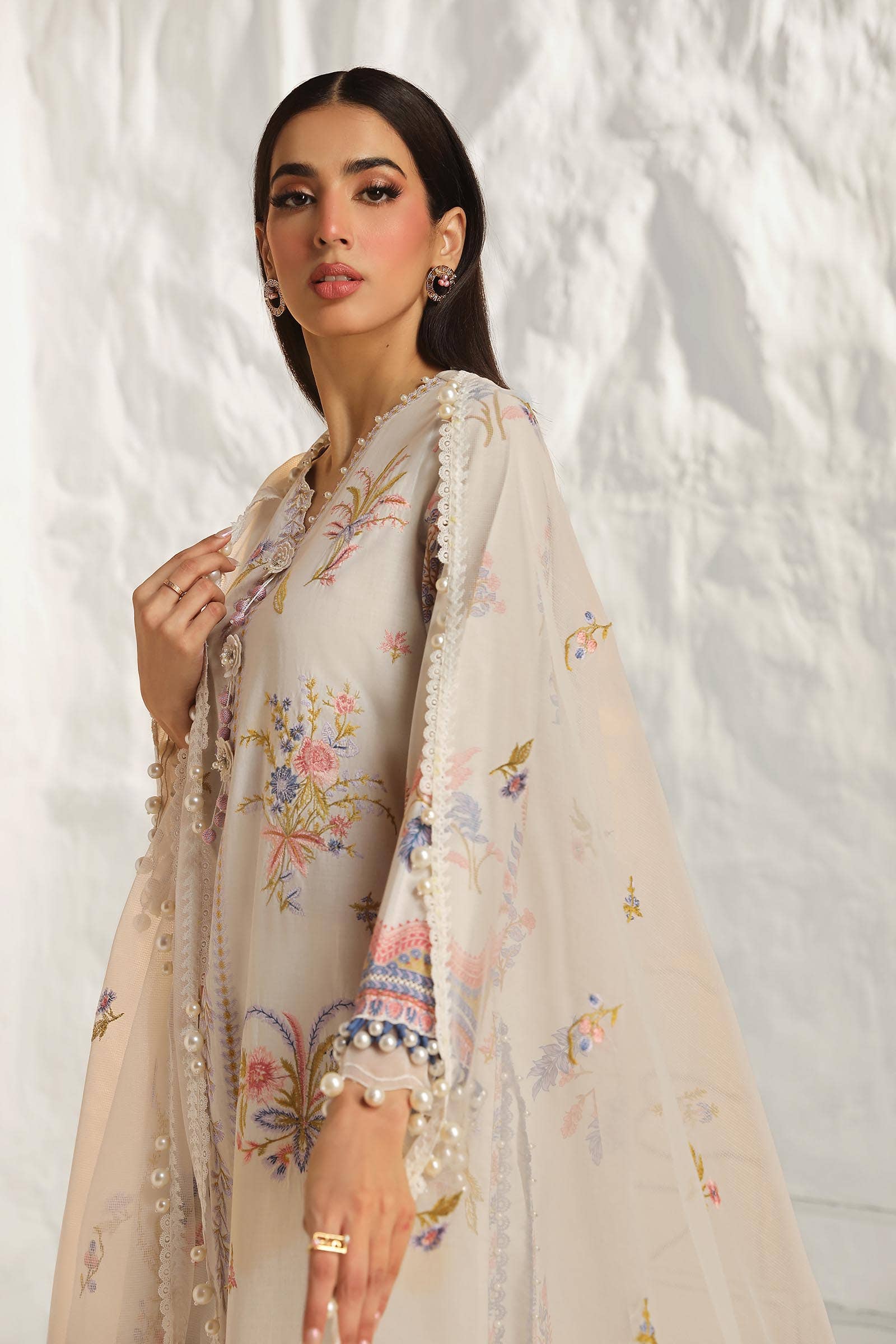 Sana Safinaz | Muzlin Summer 24 | 018B-CV by Designer Sana Safinaz - House of Maryam - Pakistani Designer Ethnic Wear in {{ shop.shopifyCountryName }}