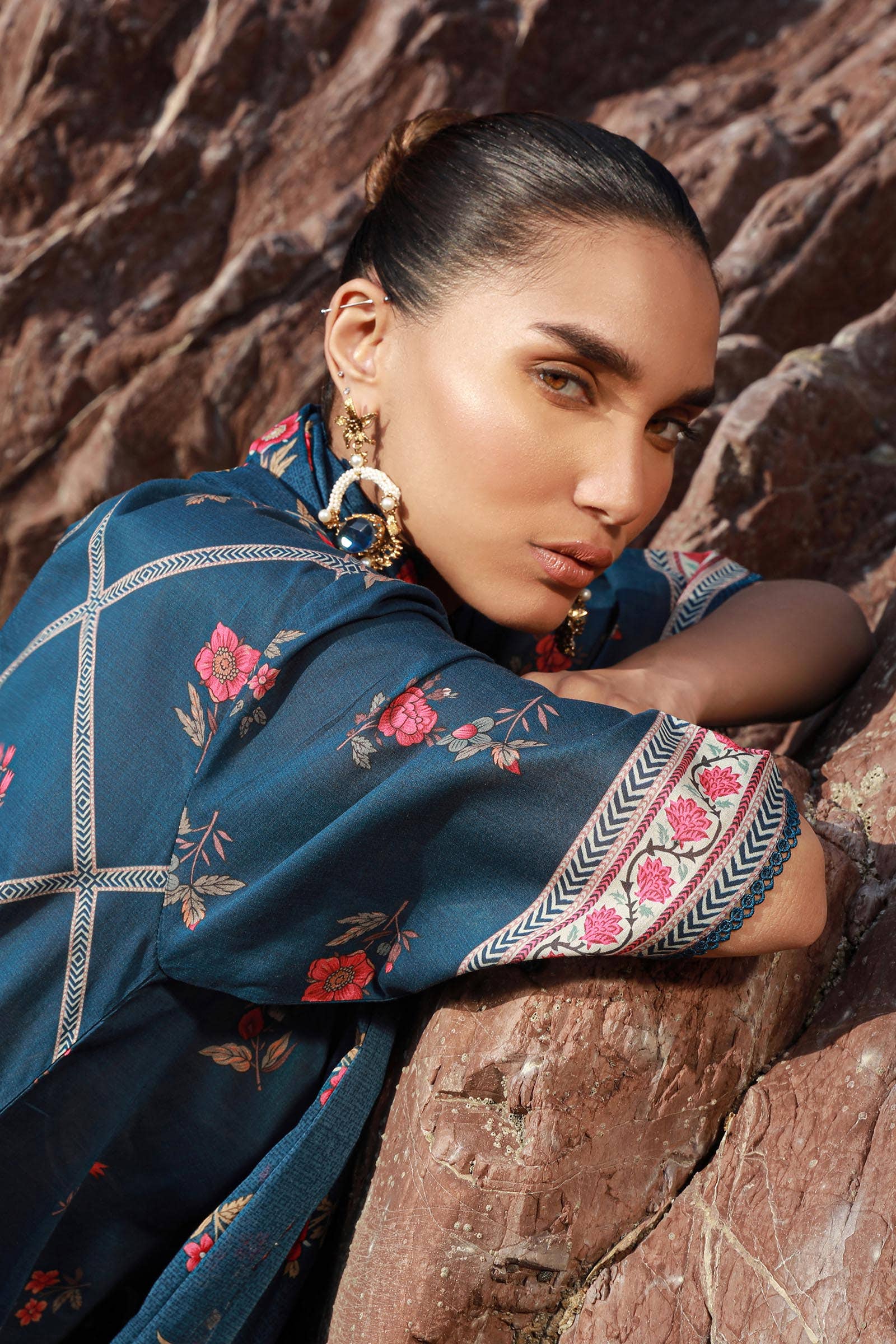 Sana Safinaz | Mahay Spring 24 | H241-020B-3CG -  Sana Safinaz Luxury -  House of Maryam
