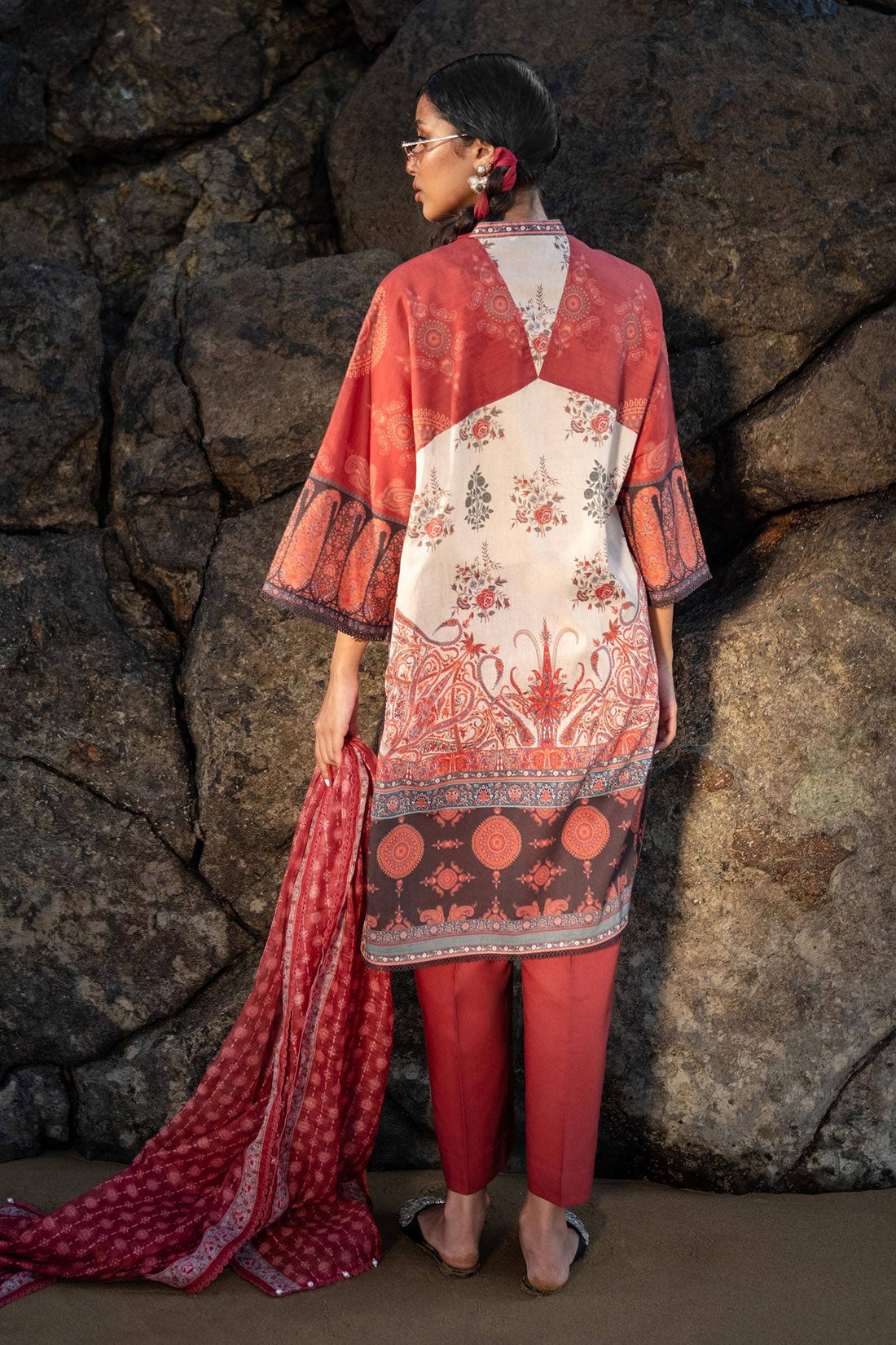 Sana Safinaz | Mahay Spring 24 | H241-021A-3DE -  Sana Safinaz Luxury -  House of Maryam