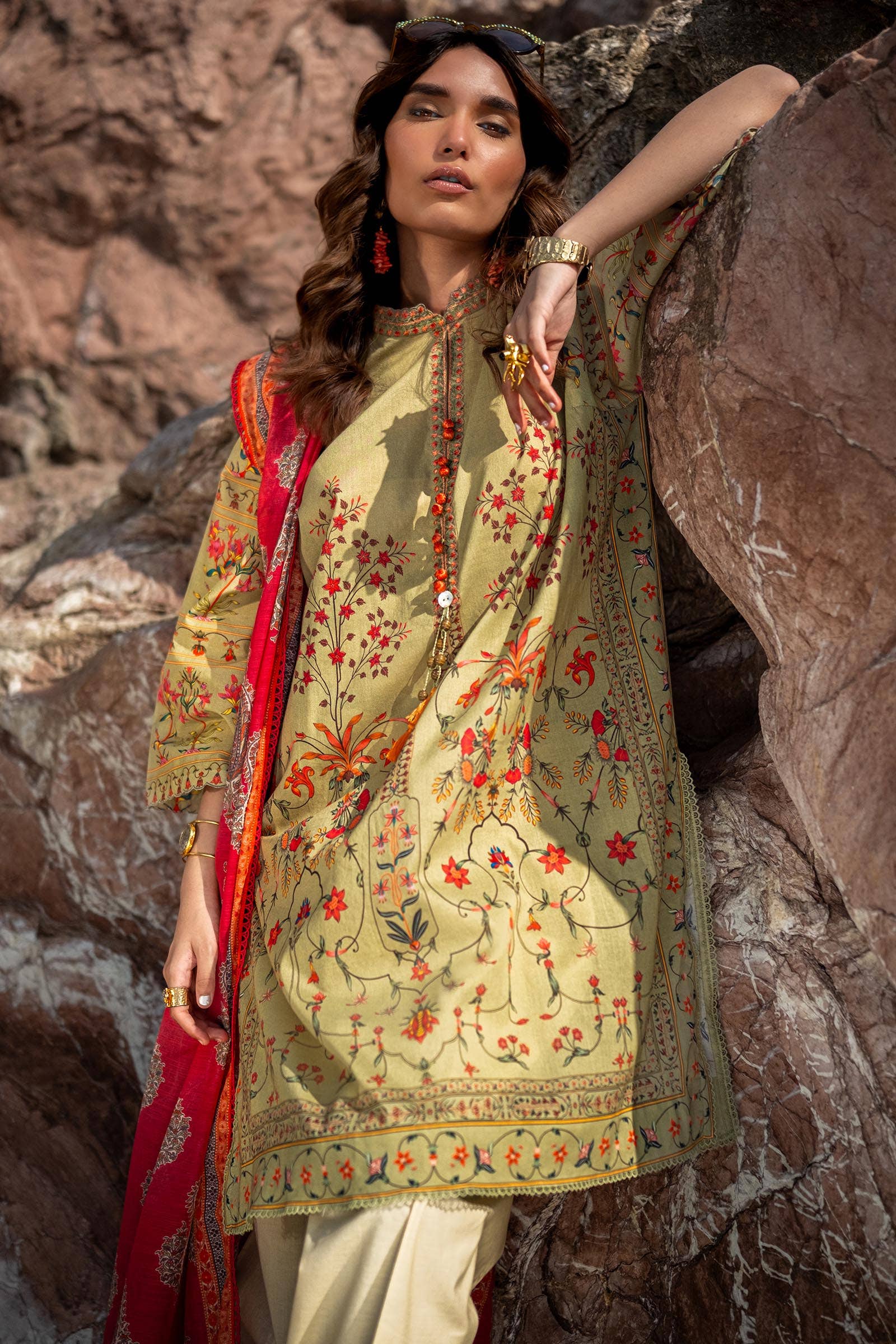 Sana Safinaz | Mahay Spring 24 | H241-023B-2DD by Designer Sana Safinaz - House of Maryam - Pakistani Designer Ethnic Wear in {{ shop.shopifyCountryName }}
