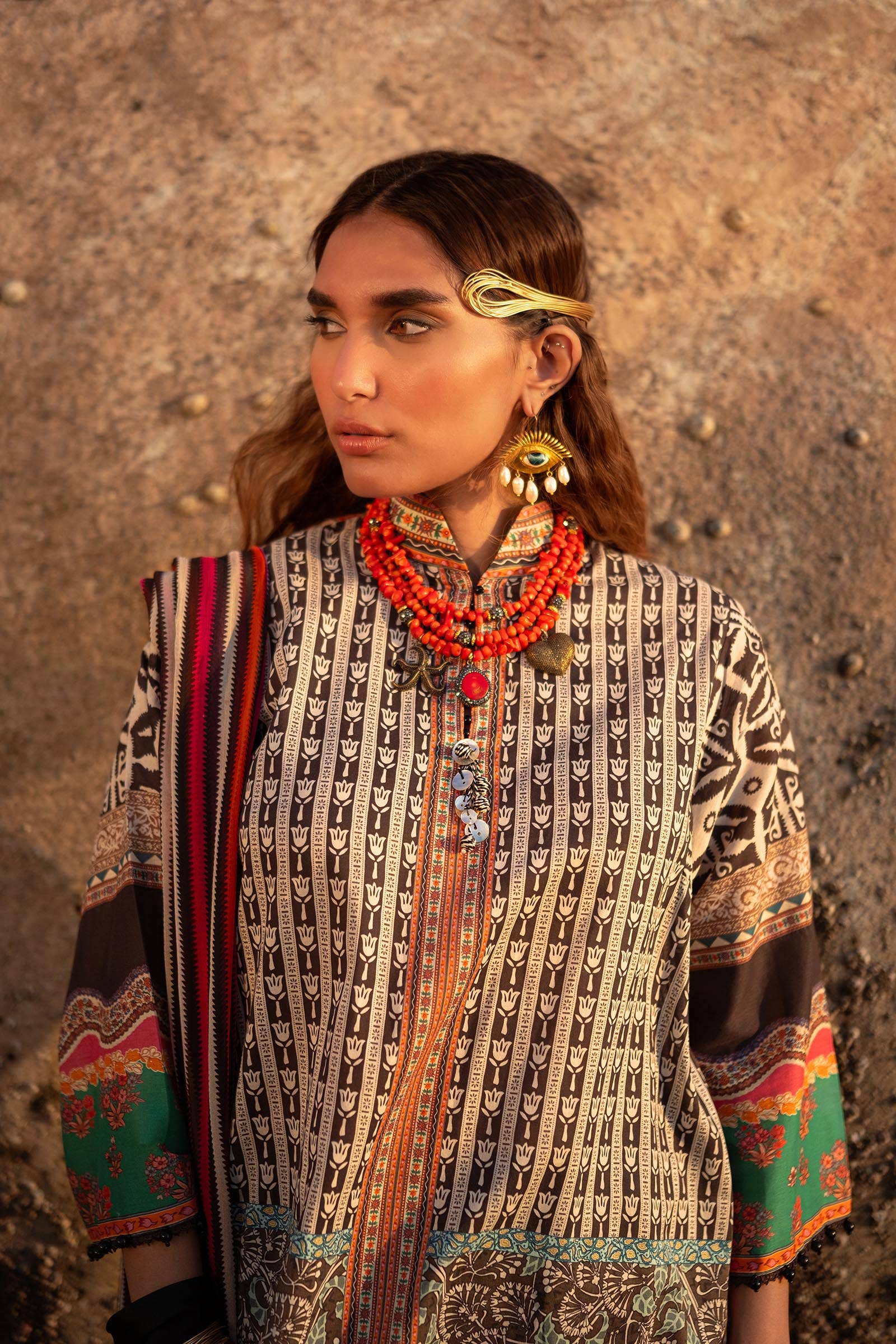 Sana Safinaz | Mahay Spring 24 | H241-024A-2I by Designer Sana Safinaz - House of Maryam - Pakistani Designer Ethnic Wear in {{ shop.shopifyCountryName }}