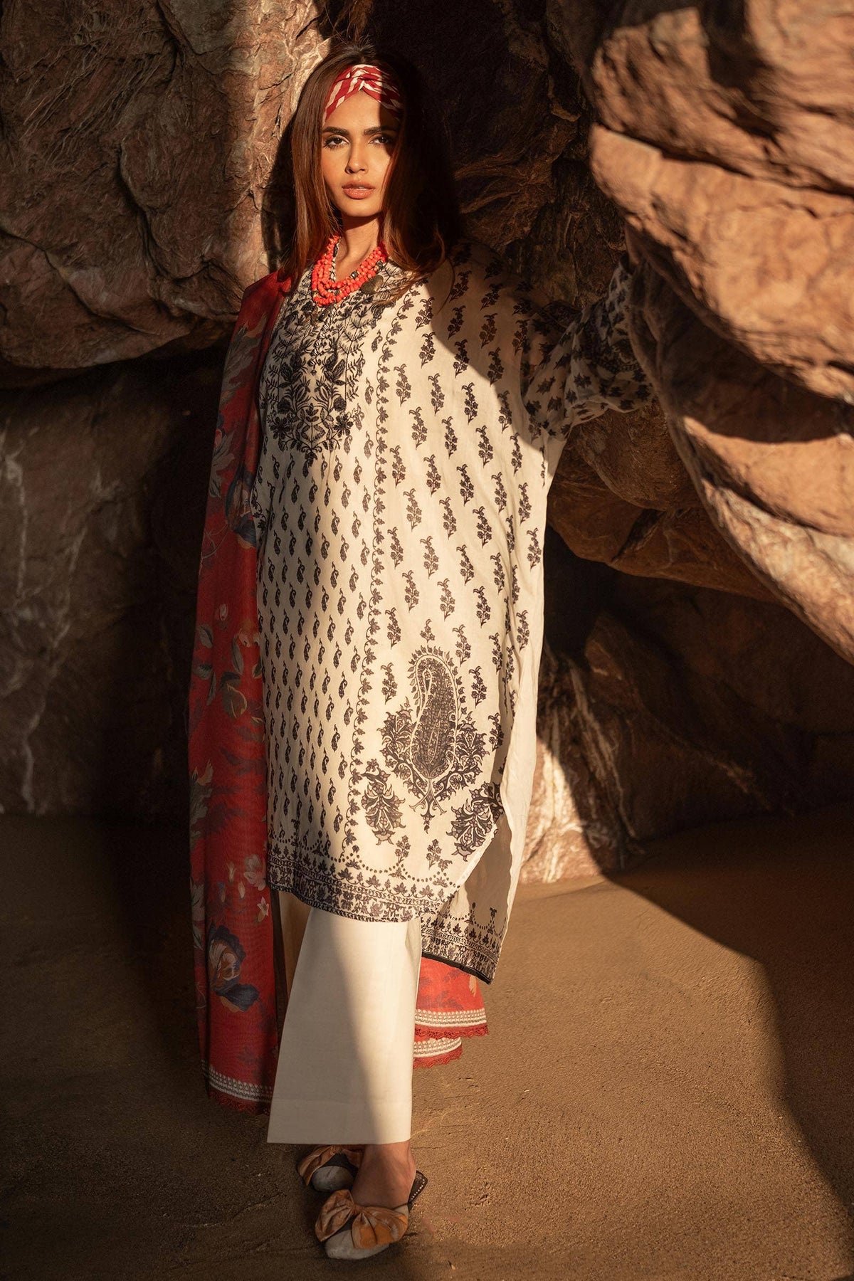 Sana Safinaz | Mahay Spring 24 | H241-006A-2BS -  Sana Safinaz Luxury - Original Designer Dress - House of Maryam