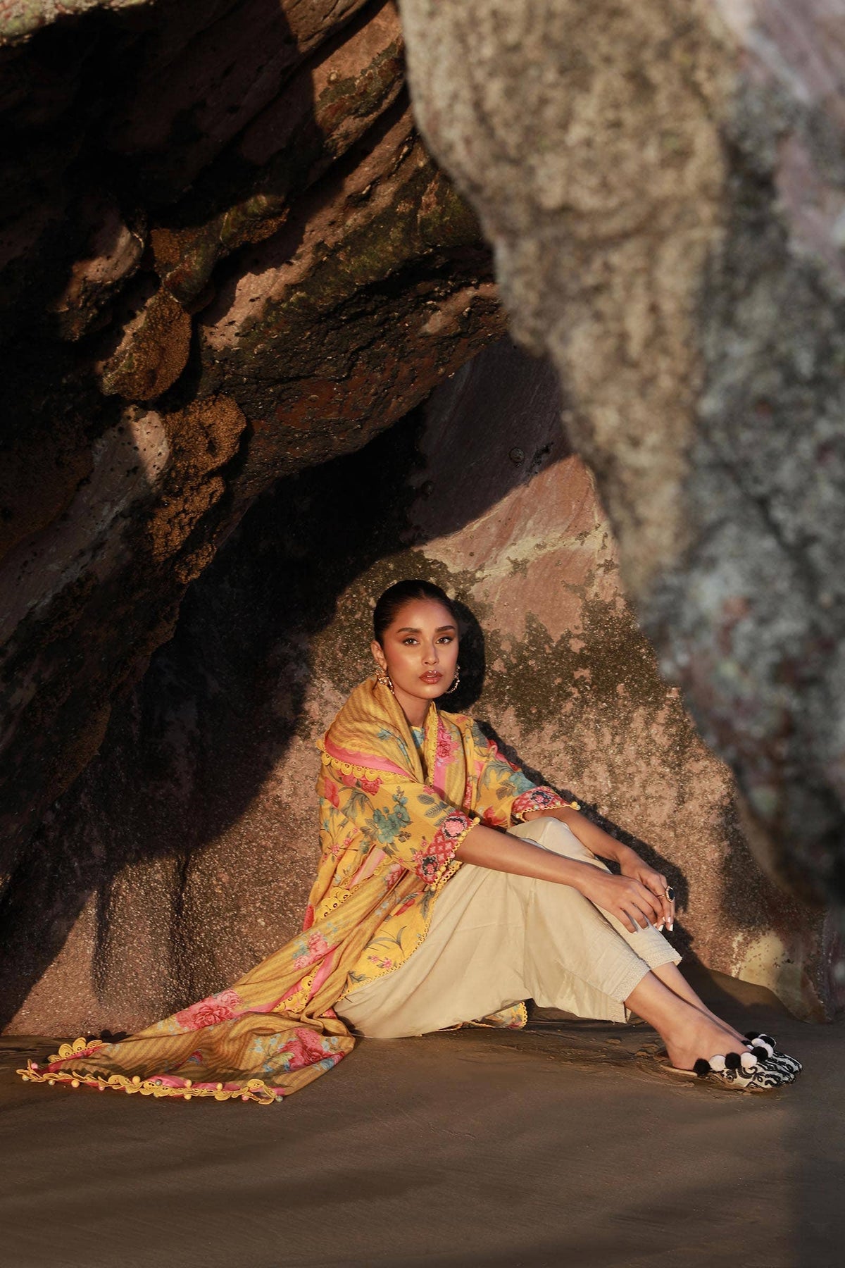 Sana Safinaz | Mahay Spring 24 | H241-007B-2S -  Sana Safinaz Luxury - Original Designer Dress - House of Maryam