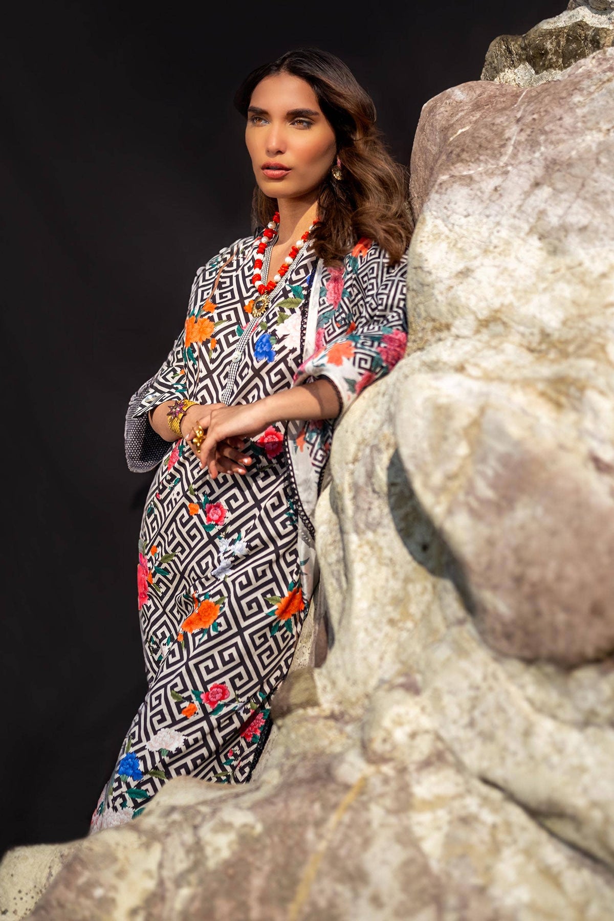 Sana Safinaz | Mahay Spring 24 | H241-013A-2BK -  Sana Safinaz Luxury - Original Designer Dress - House of Maryam