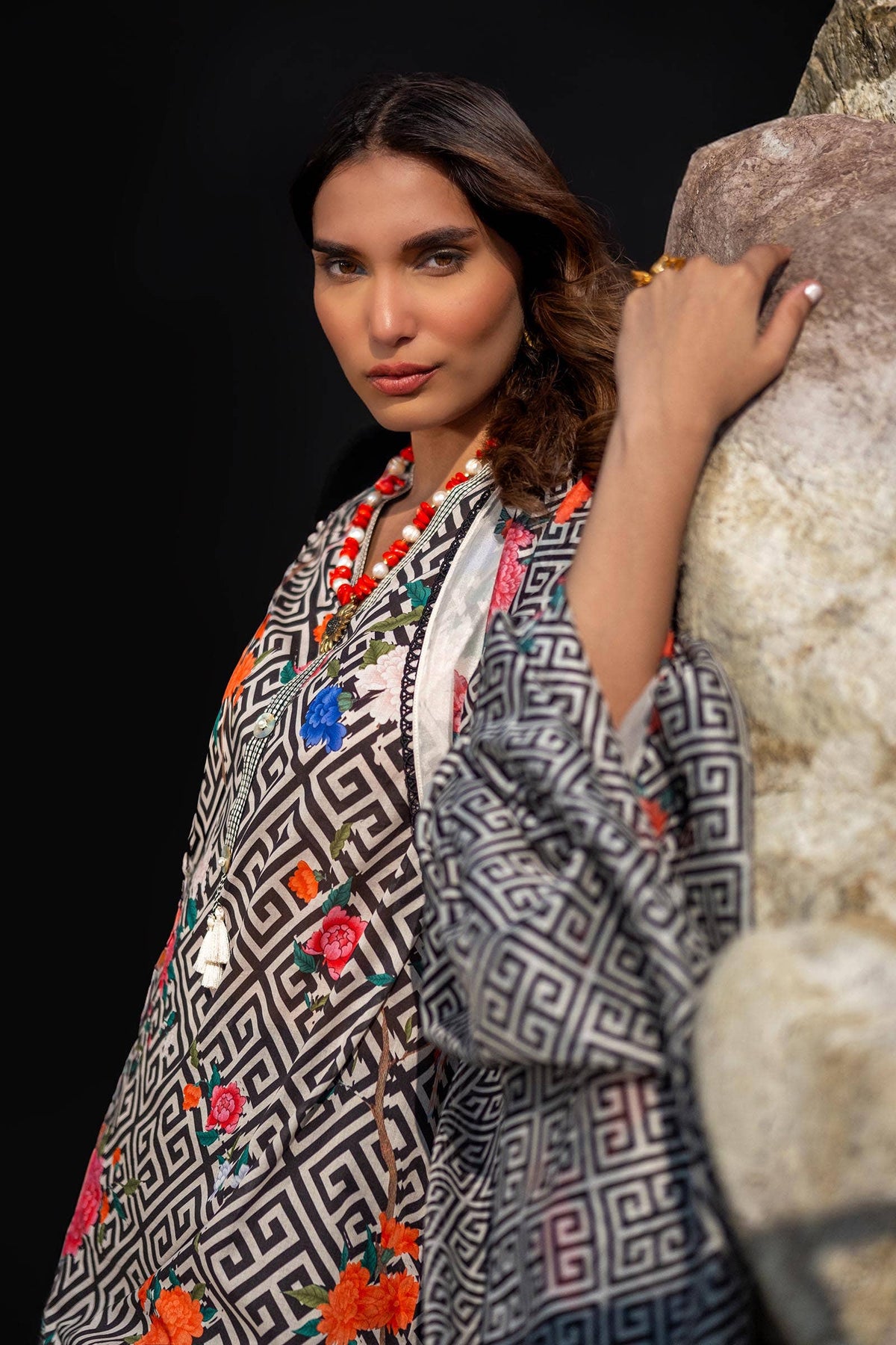 Sana Safinaz | Mahay Spring 24 | H241-013A-2BK -  Sana Safinaz Luxury - Original Designer Dress - House of Maryam