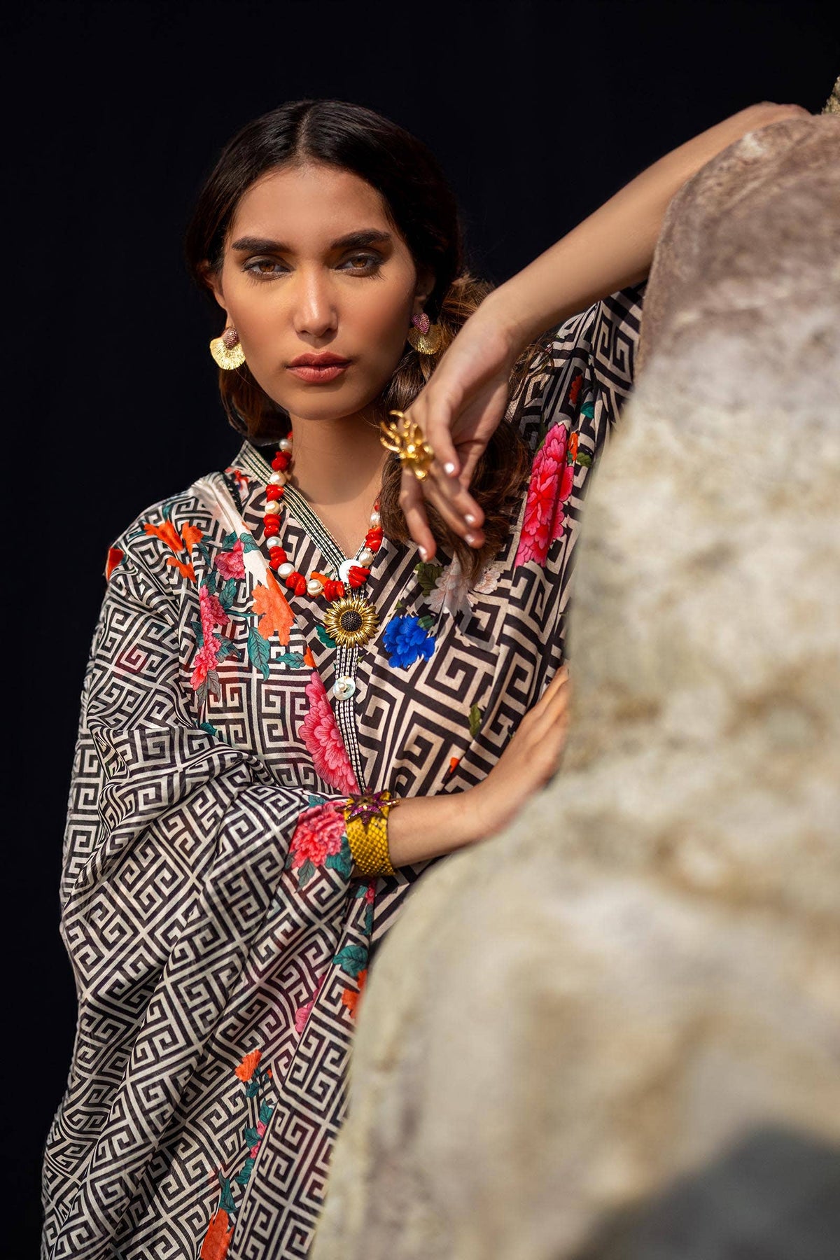 Sana Safinaz | Mahay Spring 24 | H241-013A-2BK -  Sana Safinaz Luxury - Original Designer Dress - House of Maryam