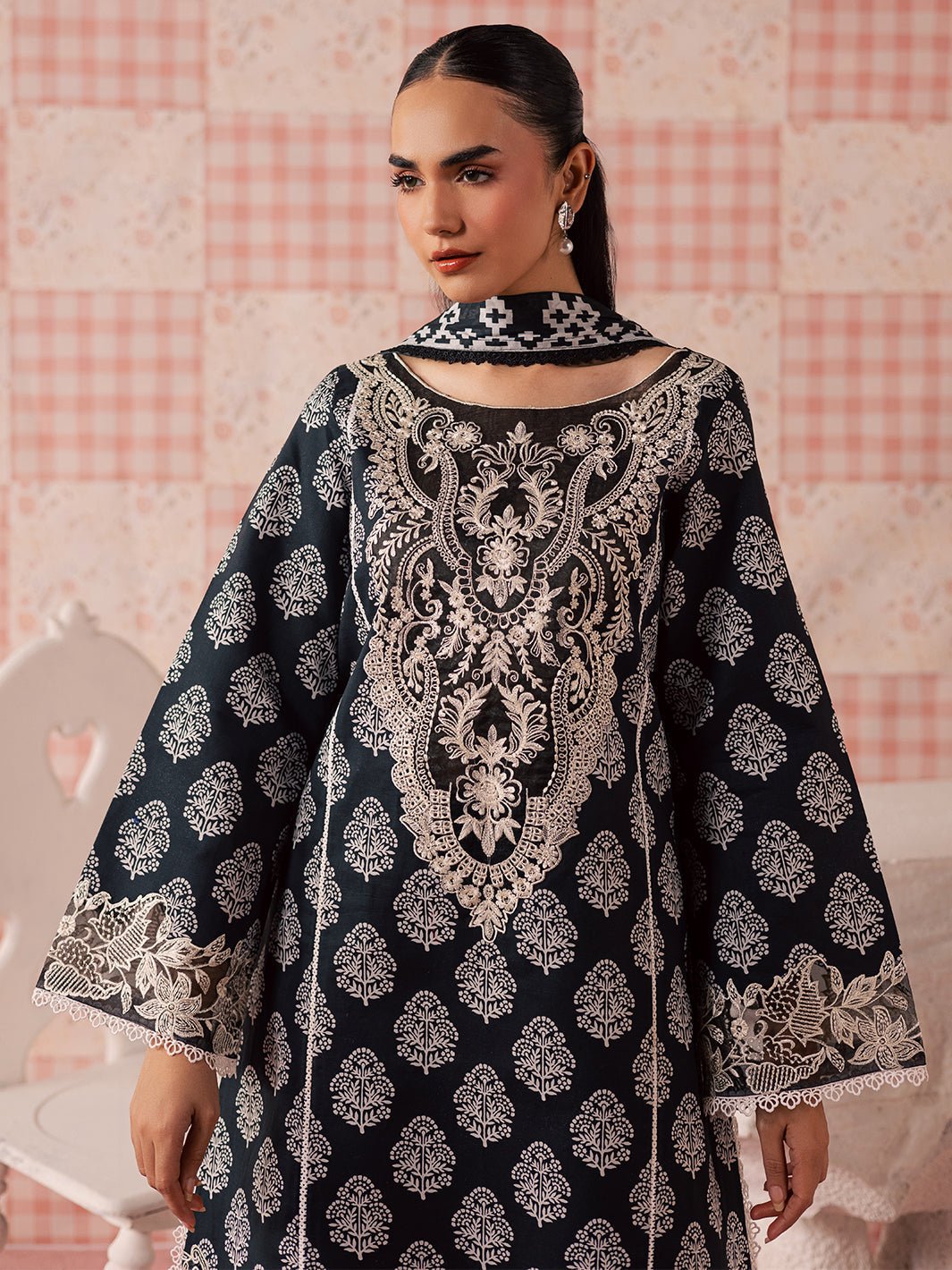 Mahnur | Afsana Lawn 26 | AL-05-Brand:Mahnur-Type:Ladies Clothes-Black-Lawn-House of Maryam- Buy in UK, USA