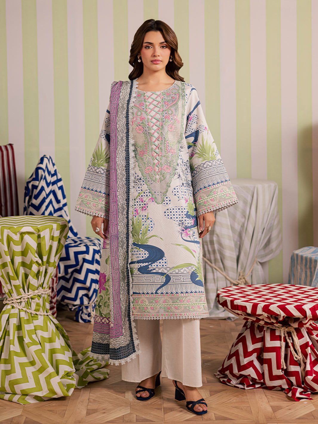 Mahnur | Afsana Lawn 26 | AL-07-Brand:Mahnur-Type:Ladies Clothes-Off White-Lawn-House of Maryam- Buy in UK, USA