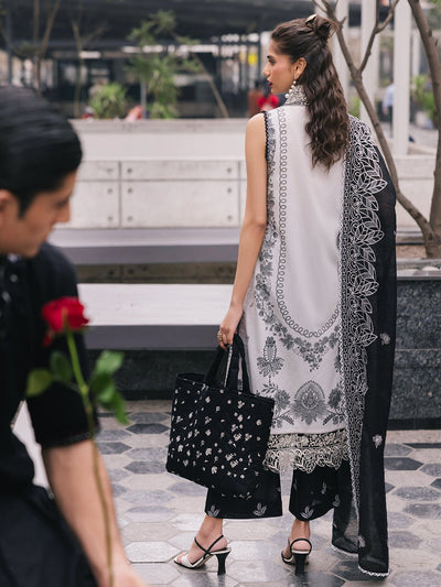 Mahnur | Broadway Luxury Lawn 25 | Daisy-Brand:Mahnur-Type:Ladies Clothes-Off White-Lawn-House of Maryam- Buy in UK, USA