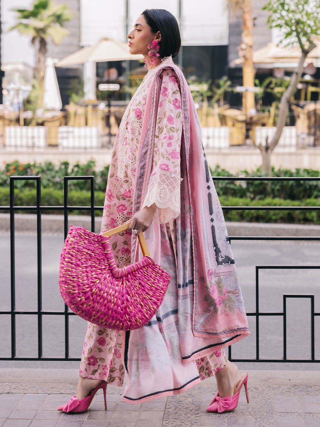 Mahnur | Broadway Luxury Lawn 25 | Lotus-Brand:Mahnur-Type:Ladies Clothes-Pink-Lawn-House of Maryam- Buy in UK, USA