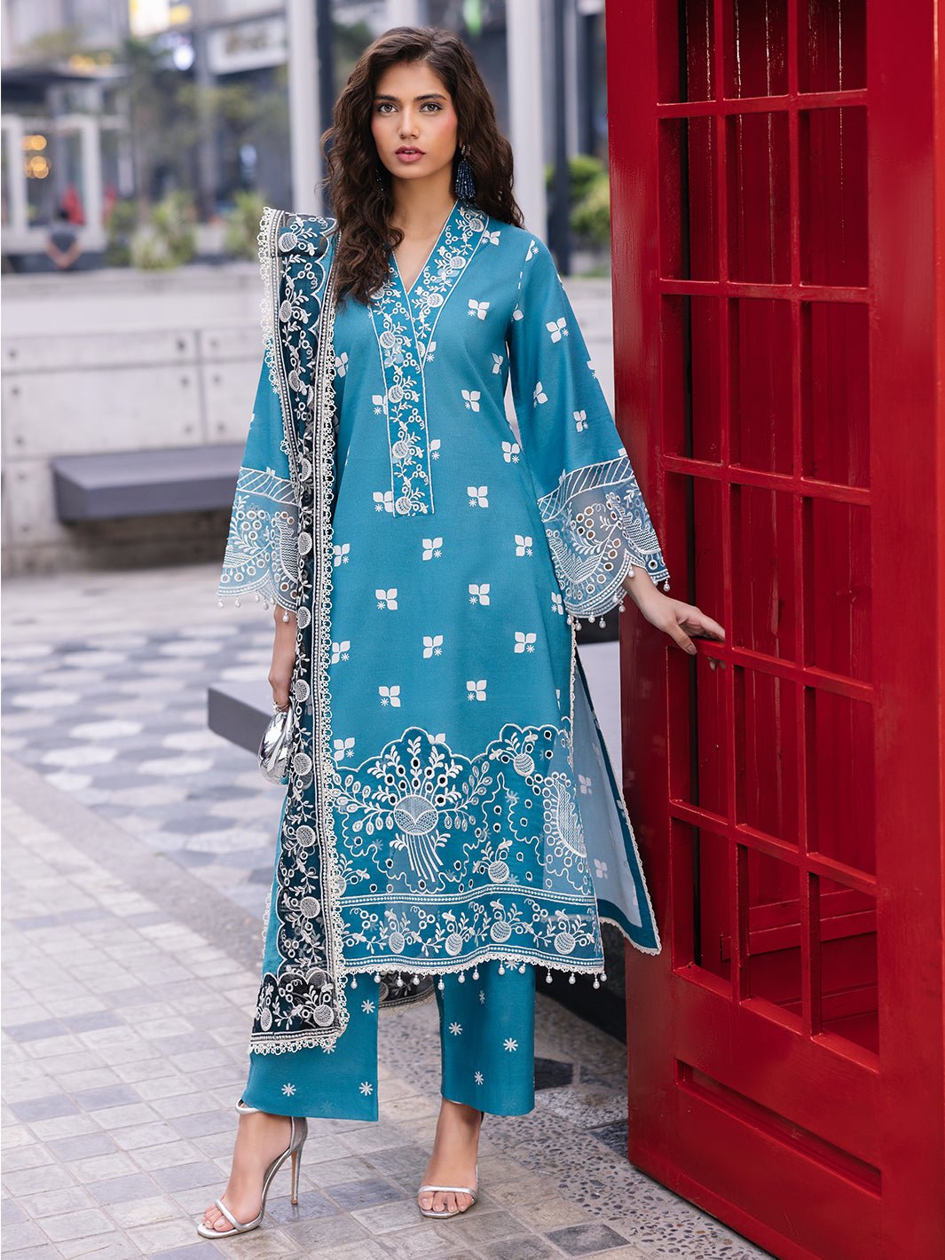 Mahnur | Broadway Luxury Lawn 25 | Scarlet-Brand:Mahnur-Type:Ladies Clothes-Teal-Lawn-House of Maryam- Buy in UK, USA