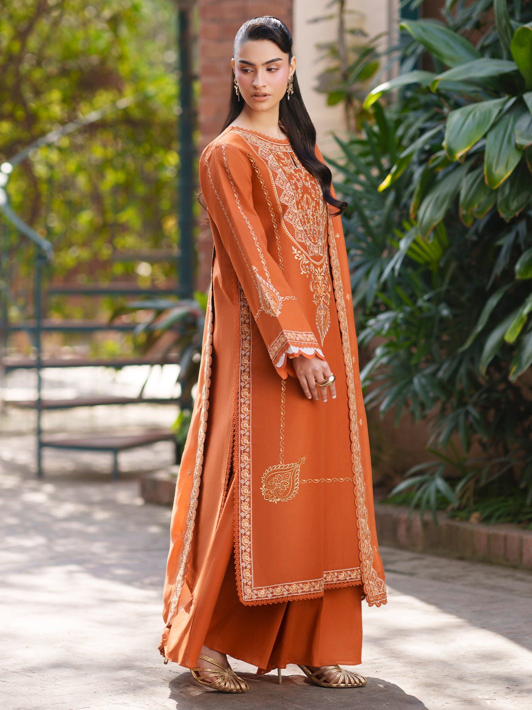 Mahnur | Fiona Lawn 26 | F-02-Brand:Mahnur-Type:Ladies Clothes-Orange-Lawn-House of Maryam- Buy in UK, USA