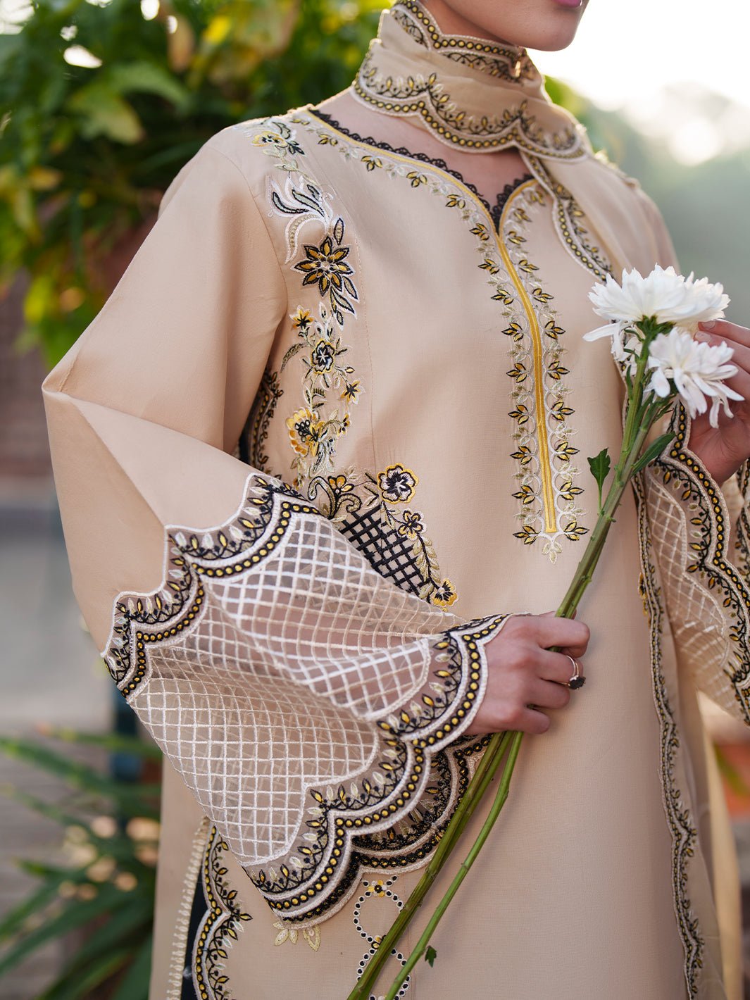 Mahnur | Fiona Lawn 26 | F-04-Brand:Mahnur-Type:Ladies Clothes-Beige-Lawn-House of Maryam- Buy in UK, USA