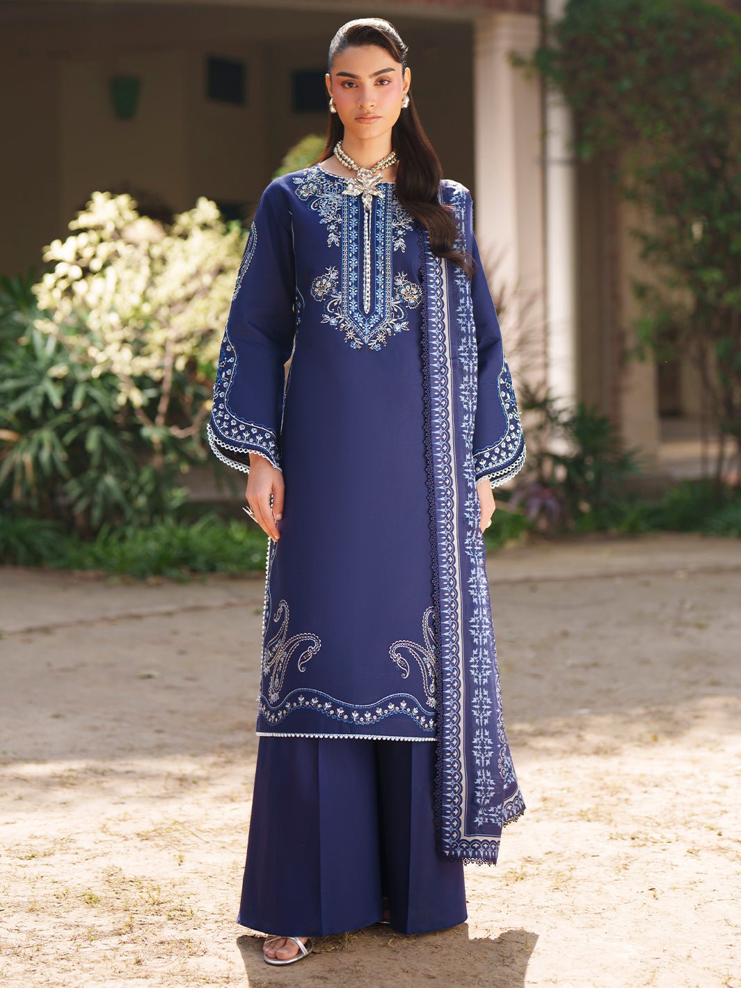 Mahnur | Fiona Lawn 26 | F-06-Brand:Mahnur-Type:Ladies Clothes-Navy Blue-Lawn-House of Maryam- Buy in UK, USA