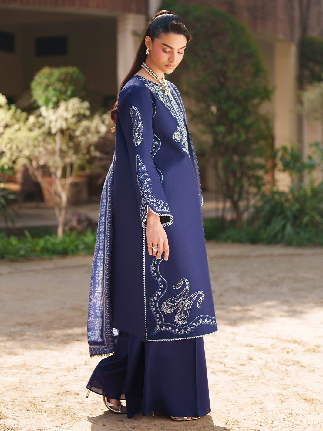 Mahnur | Fiona Lawn 26 | F-06-Brand:Mahnur-Type:Ladies Clothes-Navy Blue-Lawn-House of Maryam- Buy in UK, USA