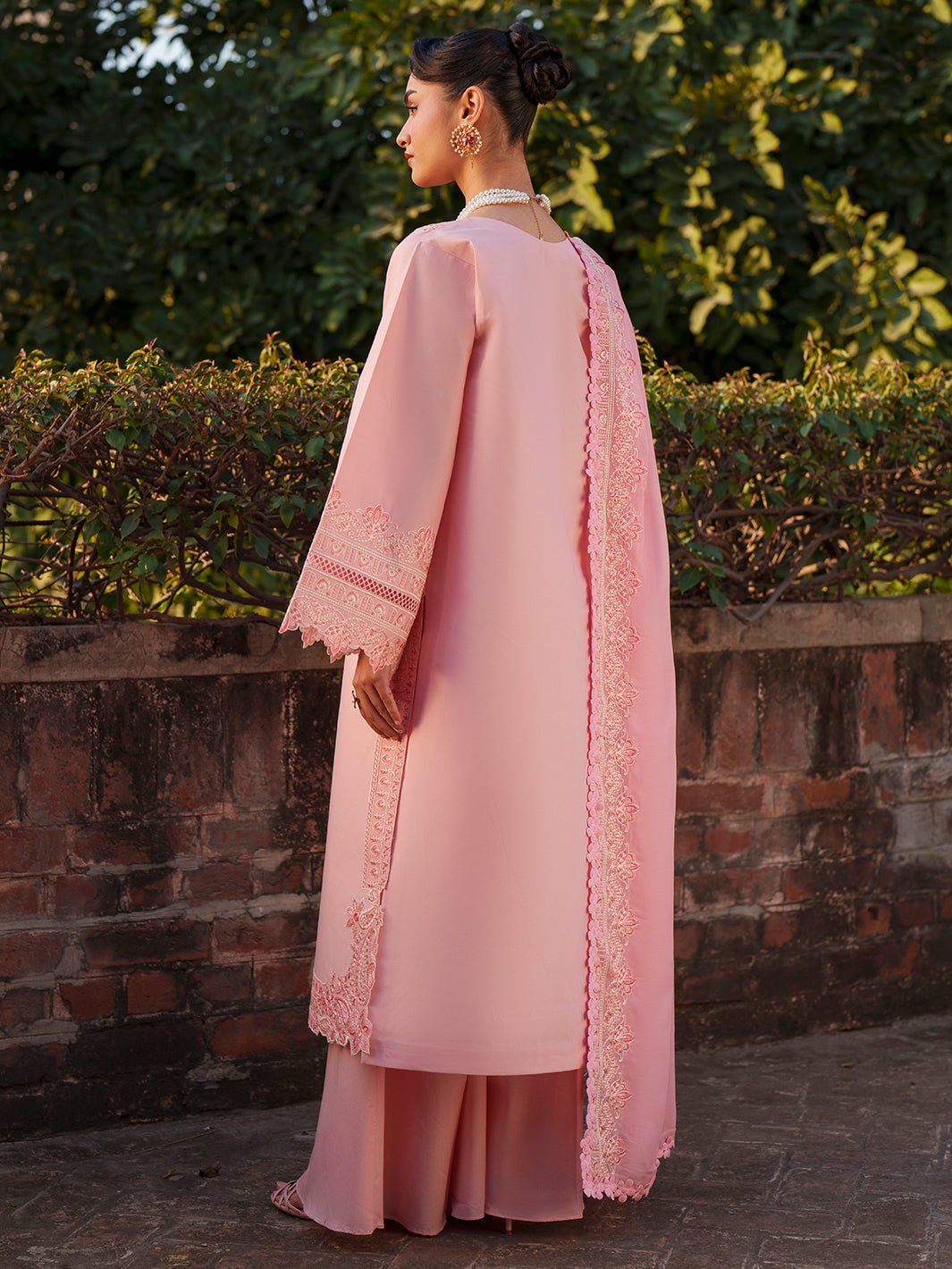 Mahnur | Fiona Lawn 26 | F-13-Brand:Mahnur-Type:Ladies Clothes-Pink-Lawn-House of Maryam- Buy in UK, USA