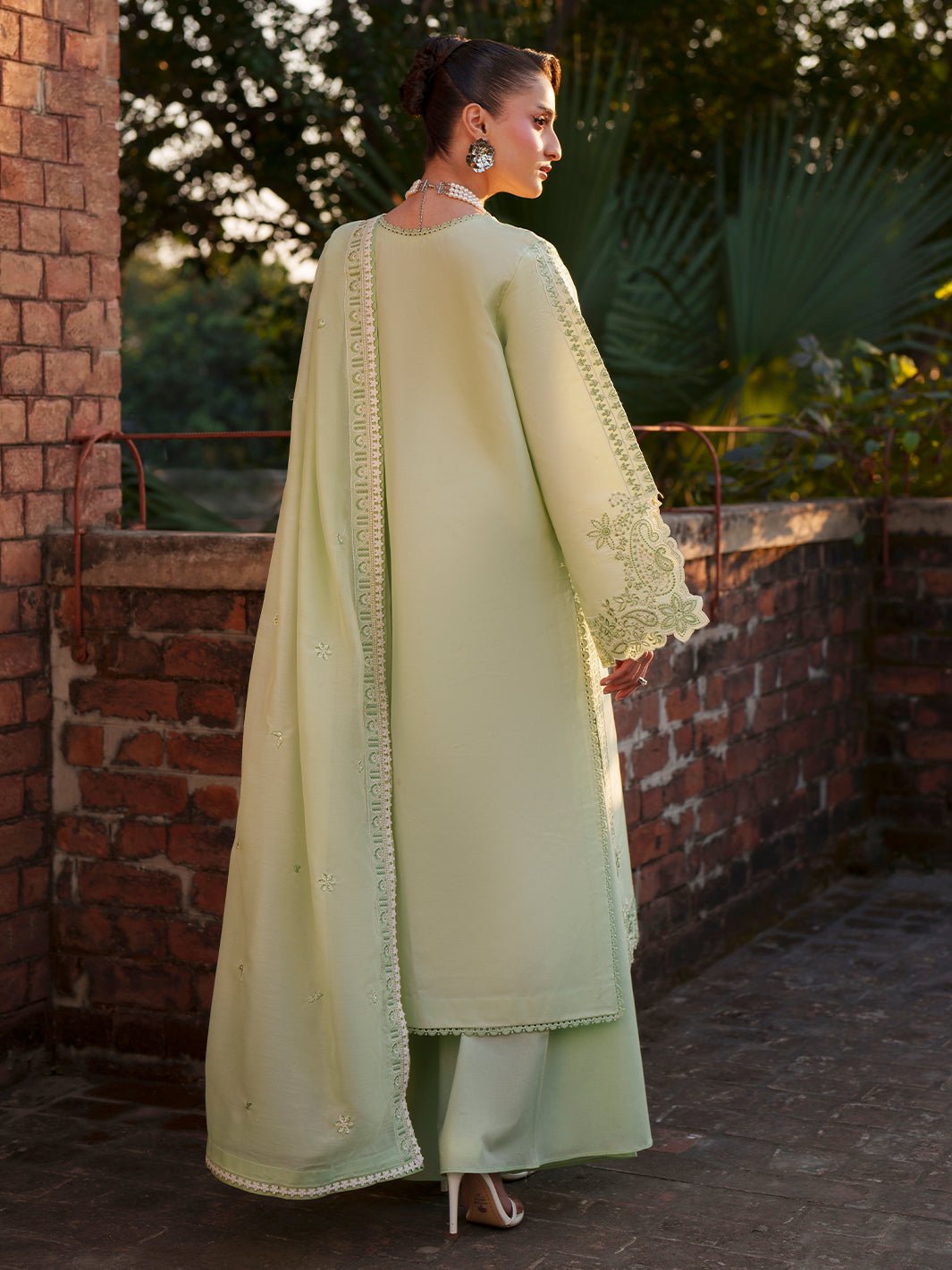 Mahnur | Fiona Lawn 26 | F-14-Brand:Mahnur-Type:Ladies Clothes-Mint Green-Lawn-House of Maryam- Buy in UK, USA