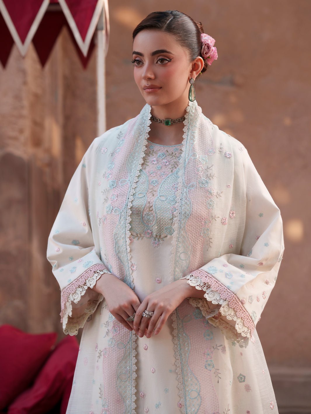 Mahnur | Nilofer Luxury Lawn 26 | NL-02-Brand:Mahnur-Type:Ladies Clothes-Off White-Lawn-House of Maryam- Buy in UK, USA